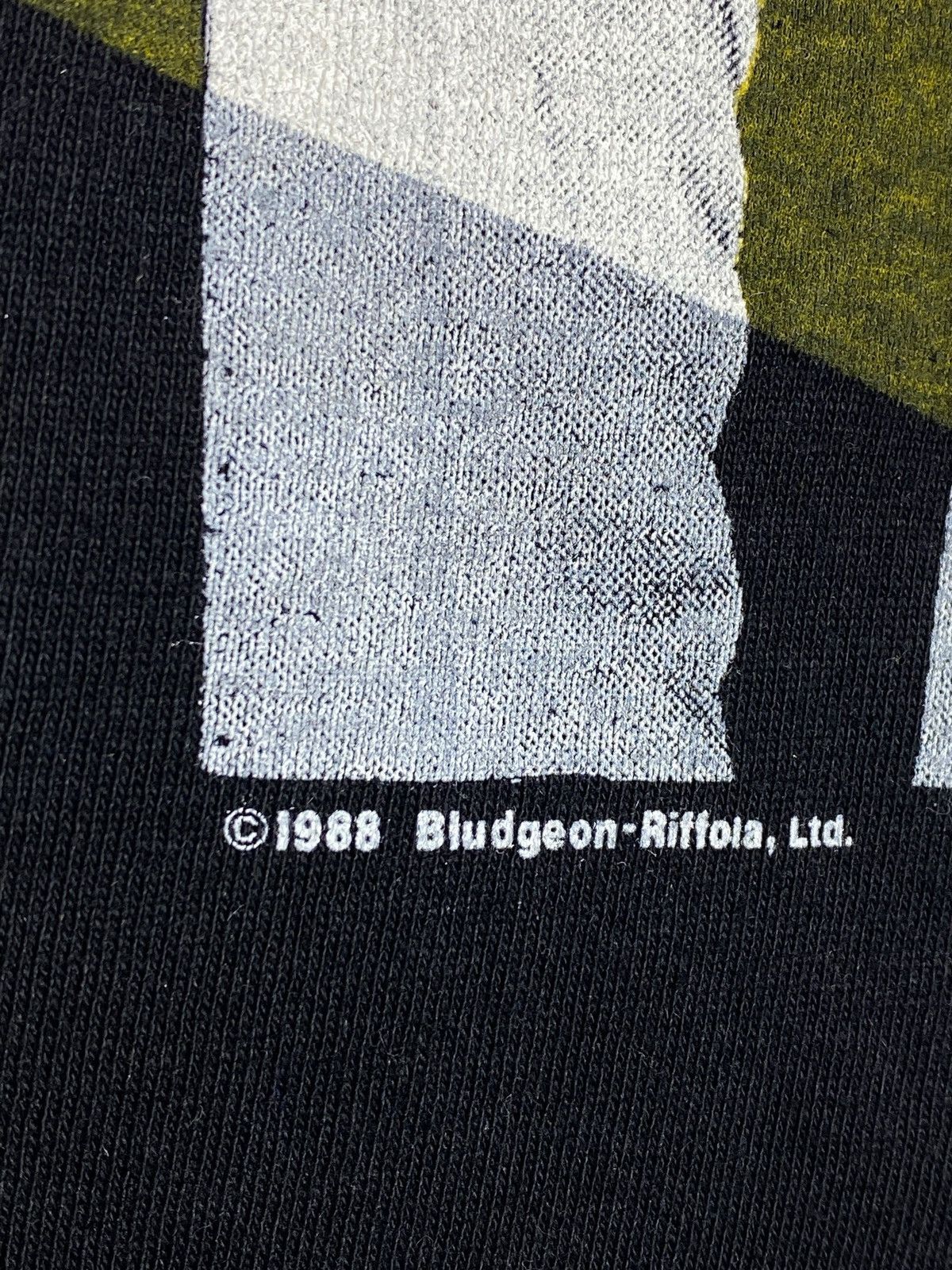 Band Tees *RARE* Vintage 1988 Def Leppard Hysteria Tour Europe Shirt Size US L / EU 52-54 / 3 - 6 Thumbnail