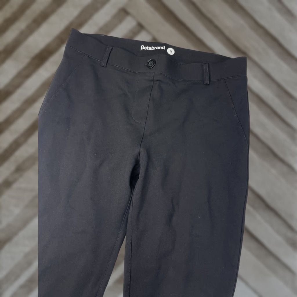 Vintage Betabrand Dress Pants Womens Medium Black Tapered Knit Classic Regular Flat Front Wide Range “No rips or stains” (omit quotes) Size 32" / US 10 / IT 46 - 1 Thumbnail