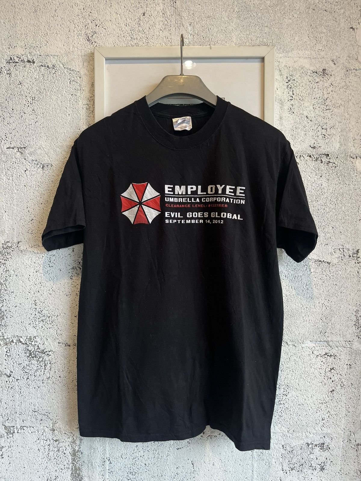 Other Employee Umbrella Corporation Resident EVIL Retributton Size US M / EU 48-50 / 2 - 2 Thumbnail