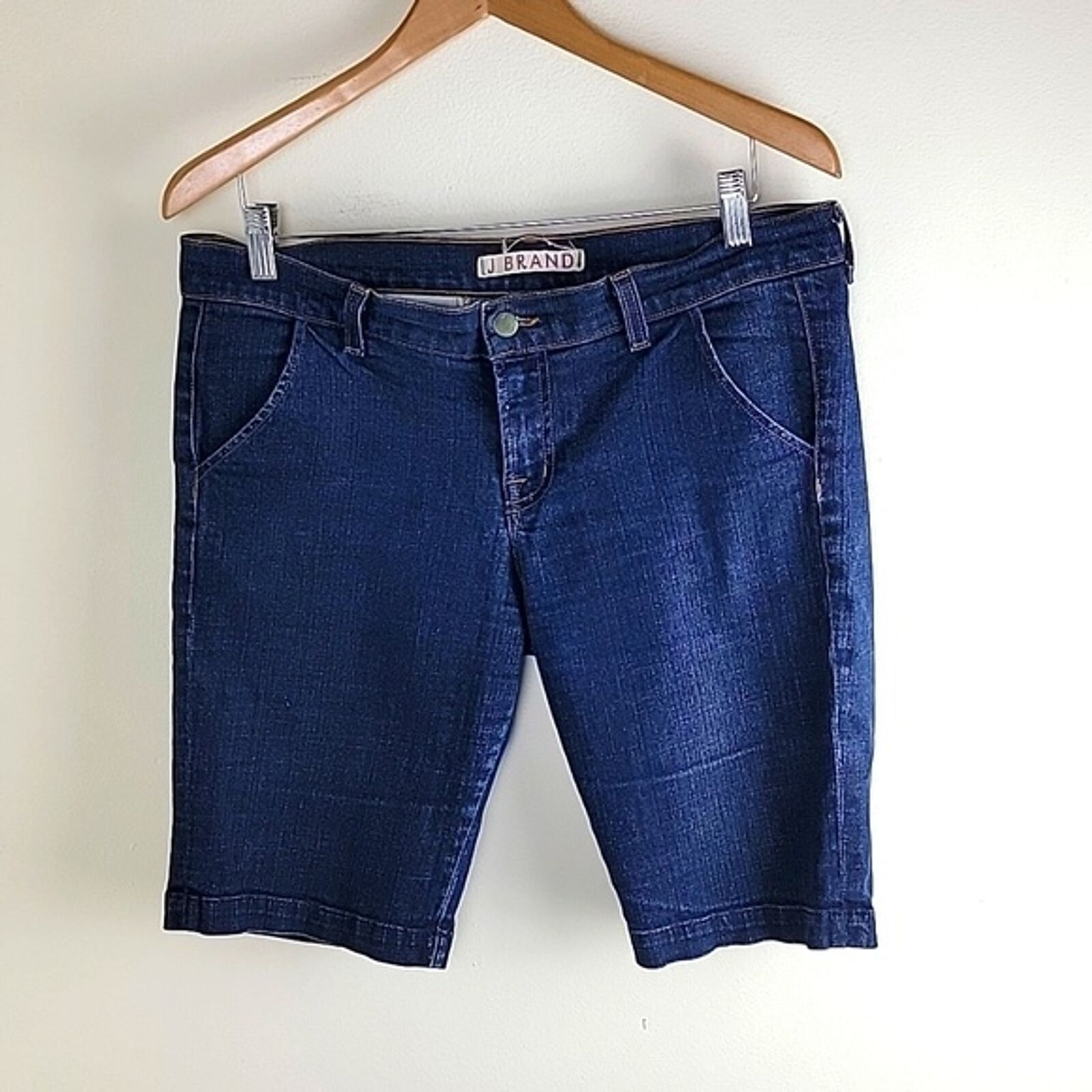 J Brand J Brand Womens Denim Bermuda Shorts style 3140U366 Size 28" / US 6 / IT 42 - 8 Thumbnail