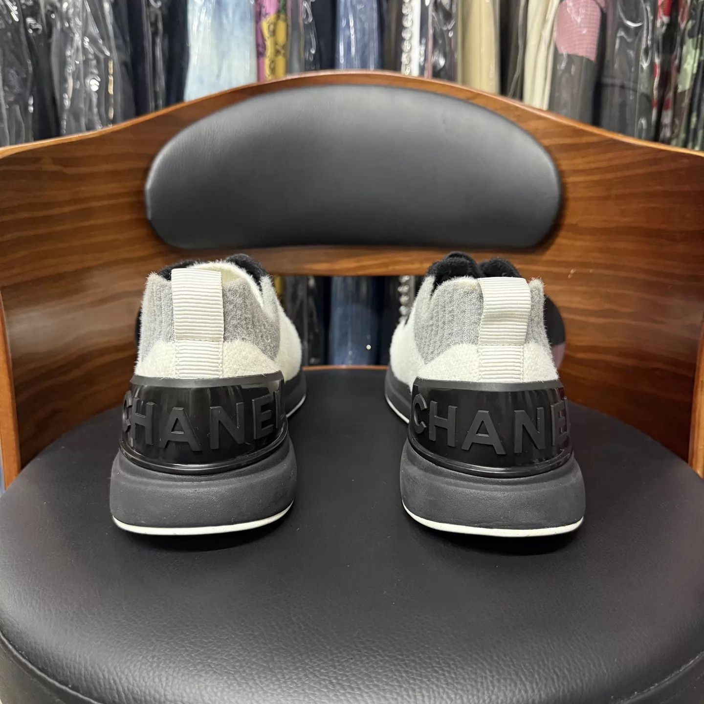 Chanel Chanel Black White Sneakers 41 Mint Size US 8 / EU 41 - 3 Thumbnail
