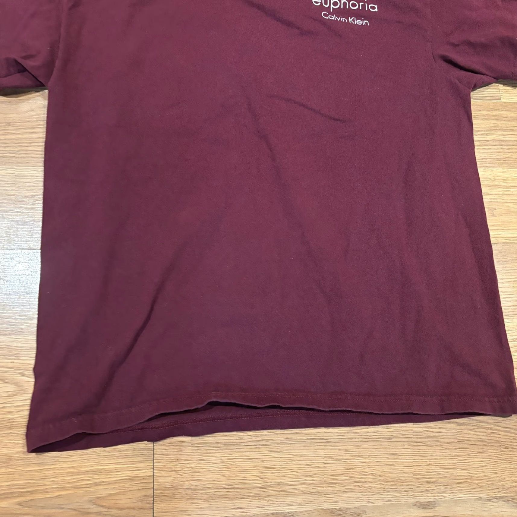 Calvin Klein VINTAGE Calvin Klein Euphoria T-Shirt Maroon Short Sleeve Crew Neck Beefy Tag Mens L Size US L / EU 52-54 / 3 - 3 Thumbnail