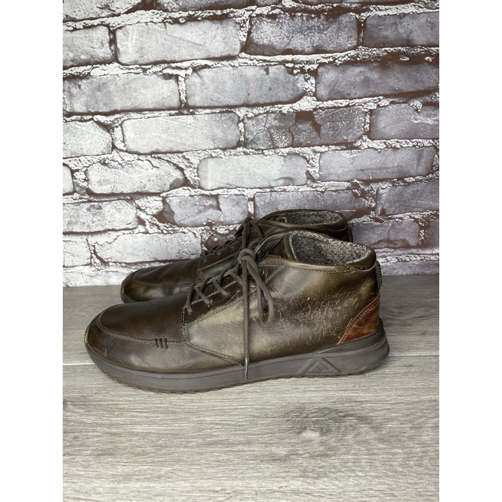 REEF Reef Rover Mid Brown Leather Casual Chukka Boots Shoes Men S Size US 11 / EU 44 - 14 Thumbnail