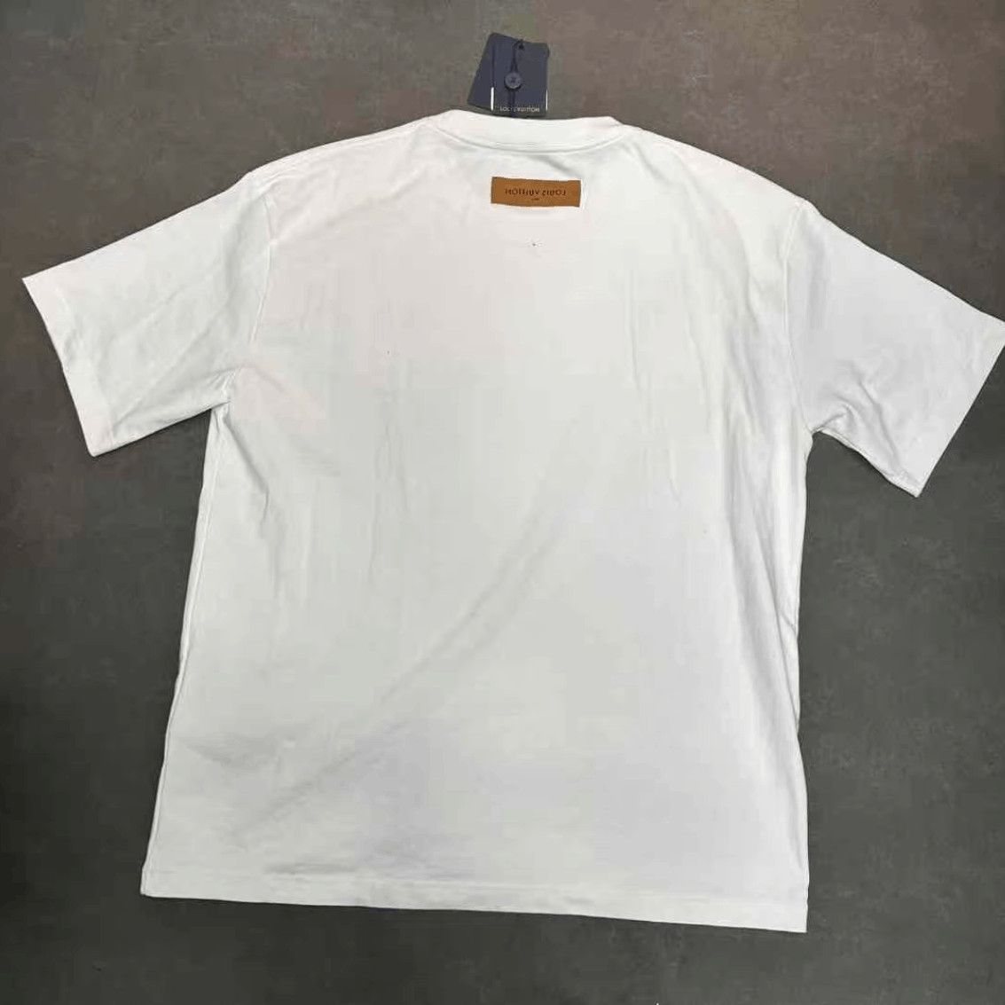 Louis Vuitton Louis Vuitton Stitches Pattern Tee Size US XXL / EU 58 / 5 - 2 Thumbnail