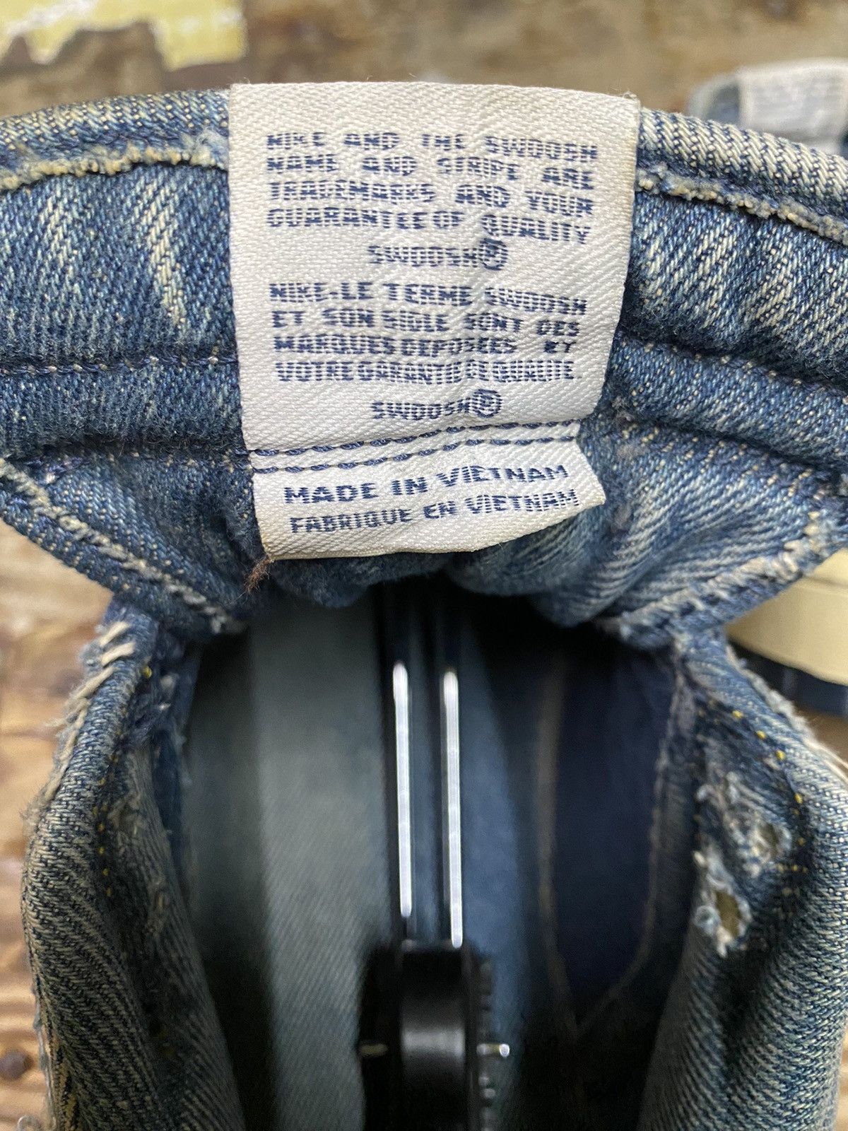 blue nike shoelaces