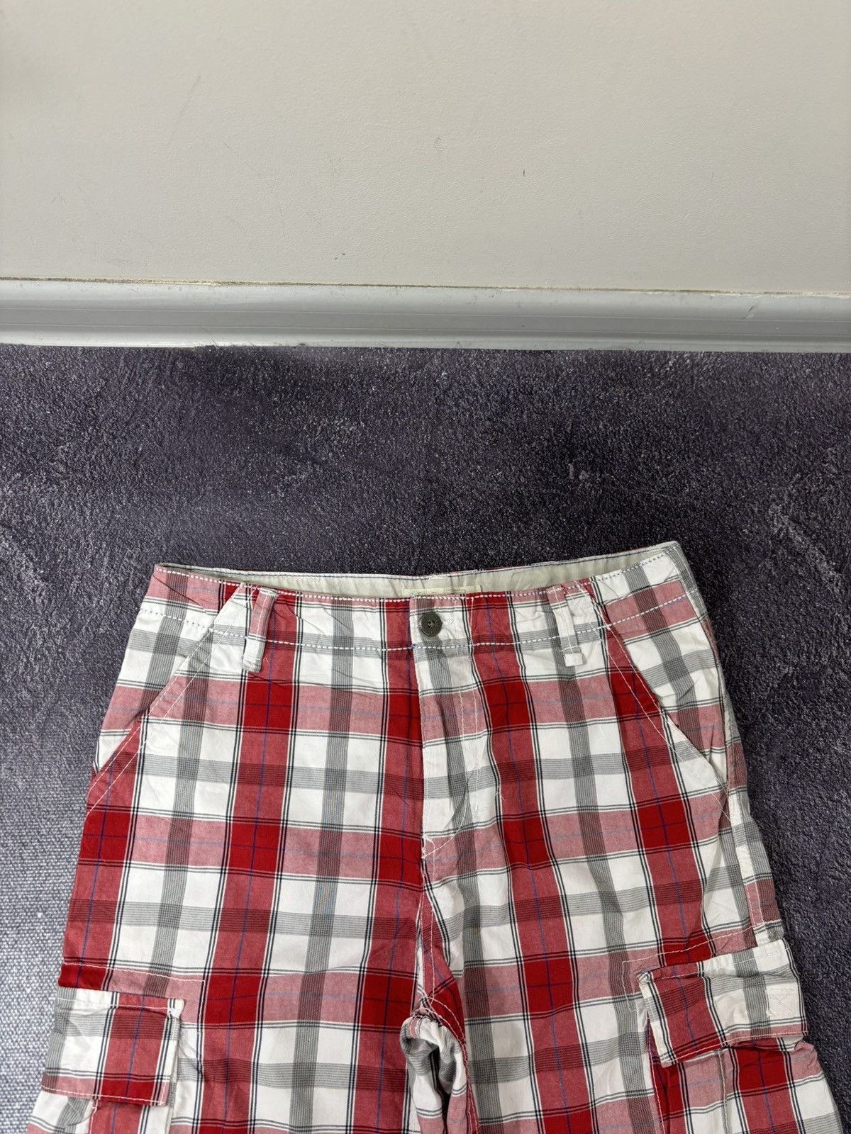 Levi's Vintage Levi’s Y2K Men’s Casual Dad Hype Cargo Shorts Size US 29 - 11 Thumbnail