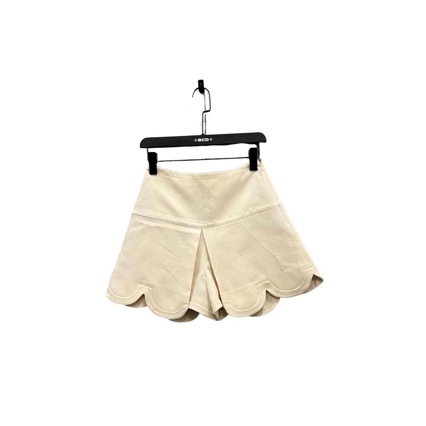 Valentino Valentino Scalloped Shorts Size 38 Size 26" / US 2 / IT 38 - 1 Thumbnail