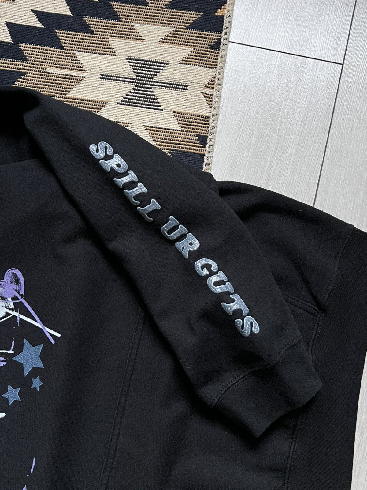 Band Tees Olivia Rodrigo Guts World Tour Live Exclusive Hype Hoodie Size L / US 10 / IT 46 - 7 Thumbnail