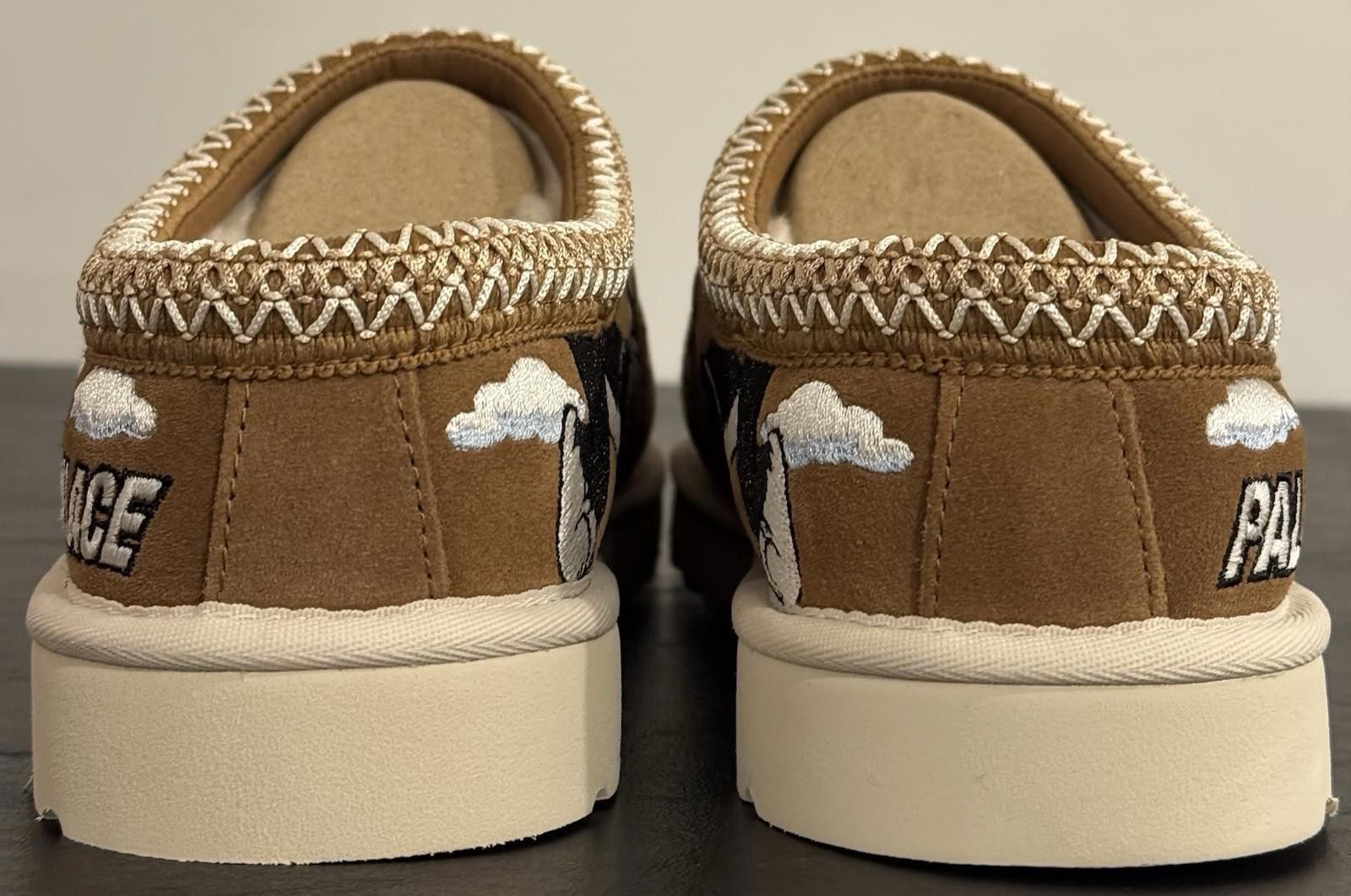 Palace Palace Ugg Looney Tunes Tasman Slipper Chestnut Size 9 New Size US 10 / EU 43 - 5 Thumbnail