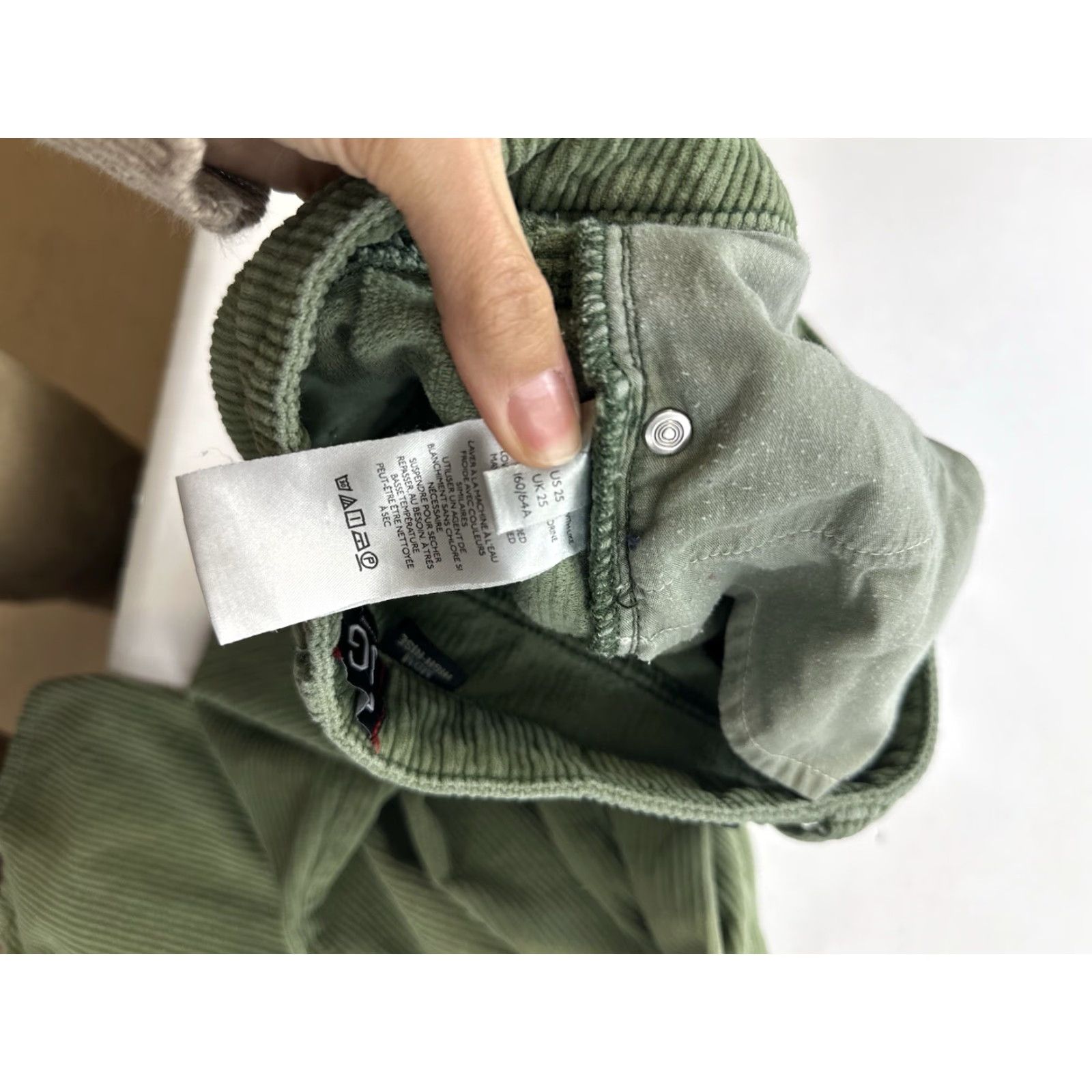 Bdg BDG Pants Women’s 25 Green Corduroy High Rise Mom Ankle Solid Cotton Womens Size 42" / US 20 - 4 Thumbnail