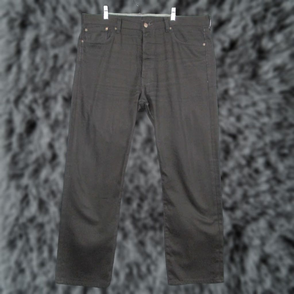Levi's VINTAGE Levi's 501 Jeans Mens 41x32 Black Button Fly Denim 100% Cotton Straight Leg Leather Back Patch Red Tab Pockets Mens Size US 40 / EU 56 - 1 Thumbnail