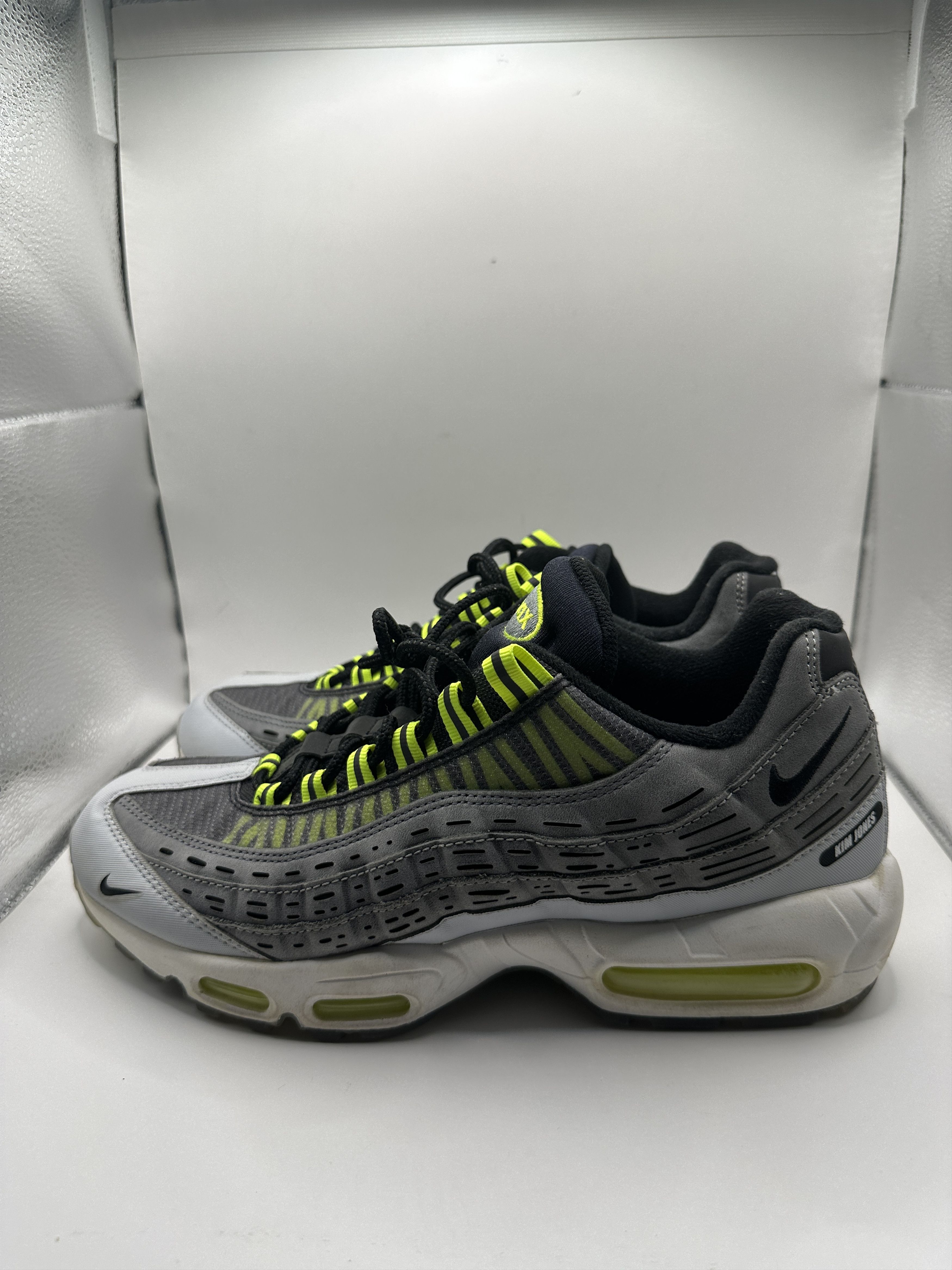 Nike Nike Air Max 95 Kim Jones Size US 10 / EU 43 - 2 Thumbnail