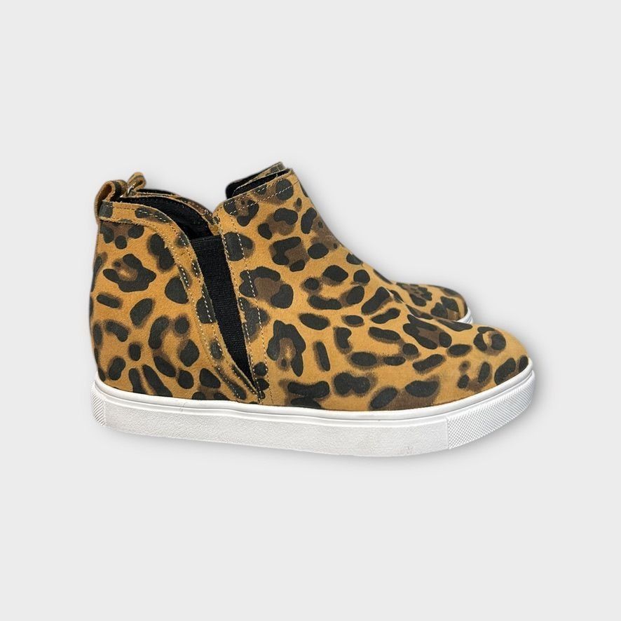 Blondo NEW Waterproof Hidden Wedge Suede Sneaker Boots Leopard 7 NW Size US 7 / IT 37 - 6 Thumbnail