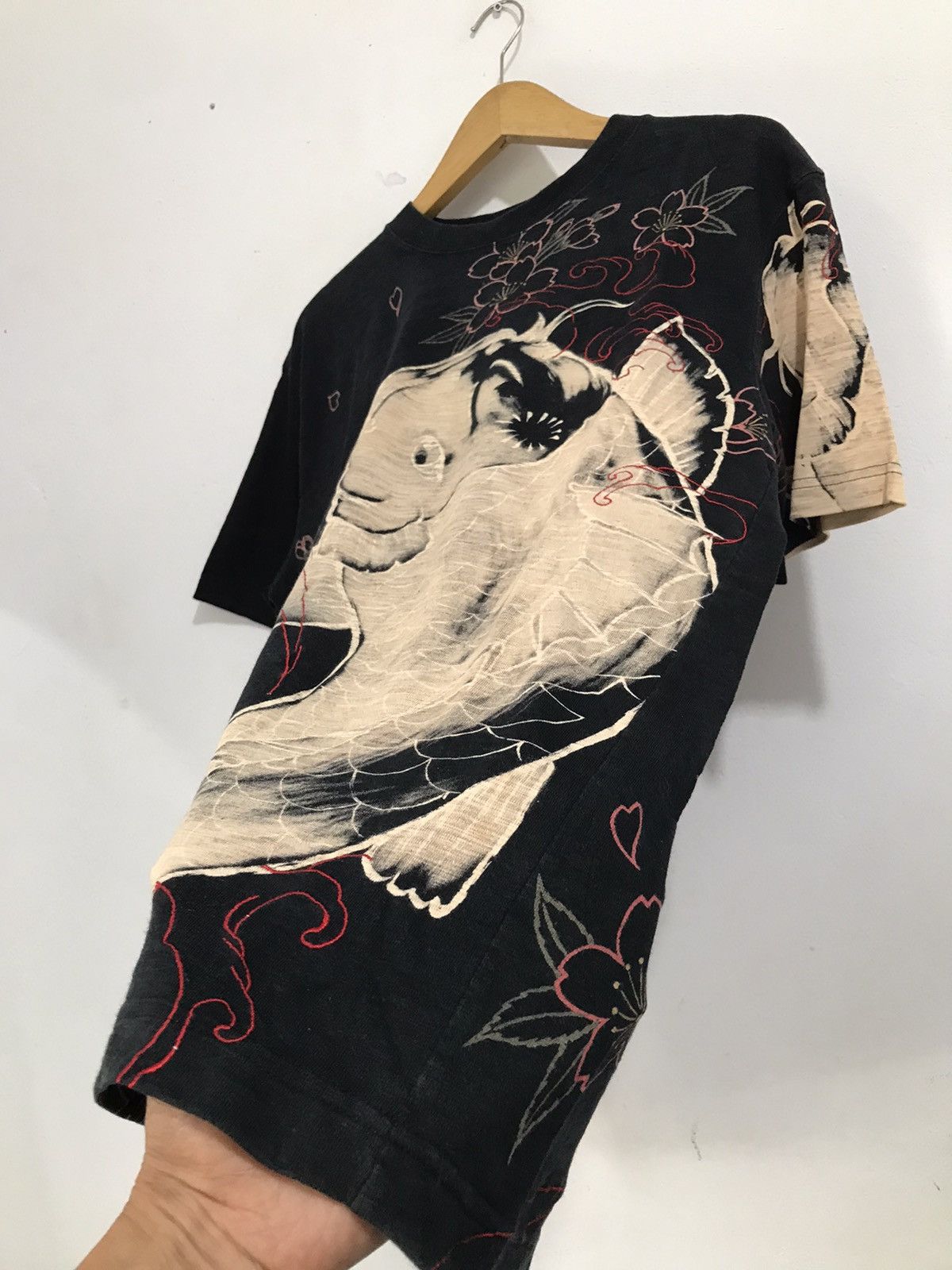 Hysteric Glamour Japanese Traditional Koi Fish Sukajan Tees Style Size US M / EU 48-50 / 2 - 2 Thumbnail