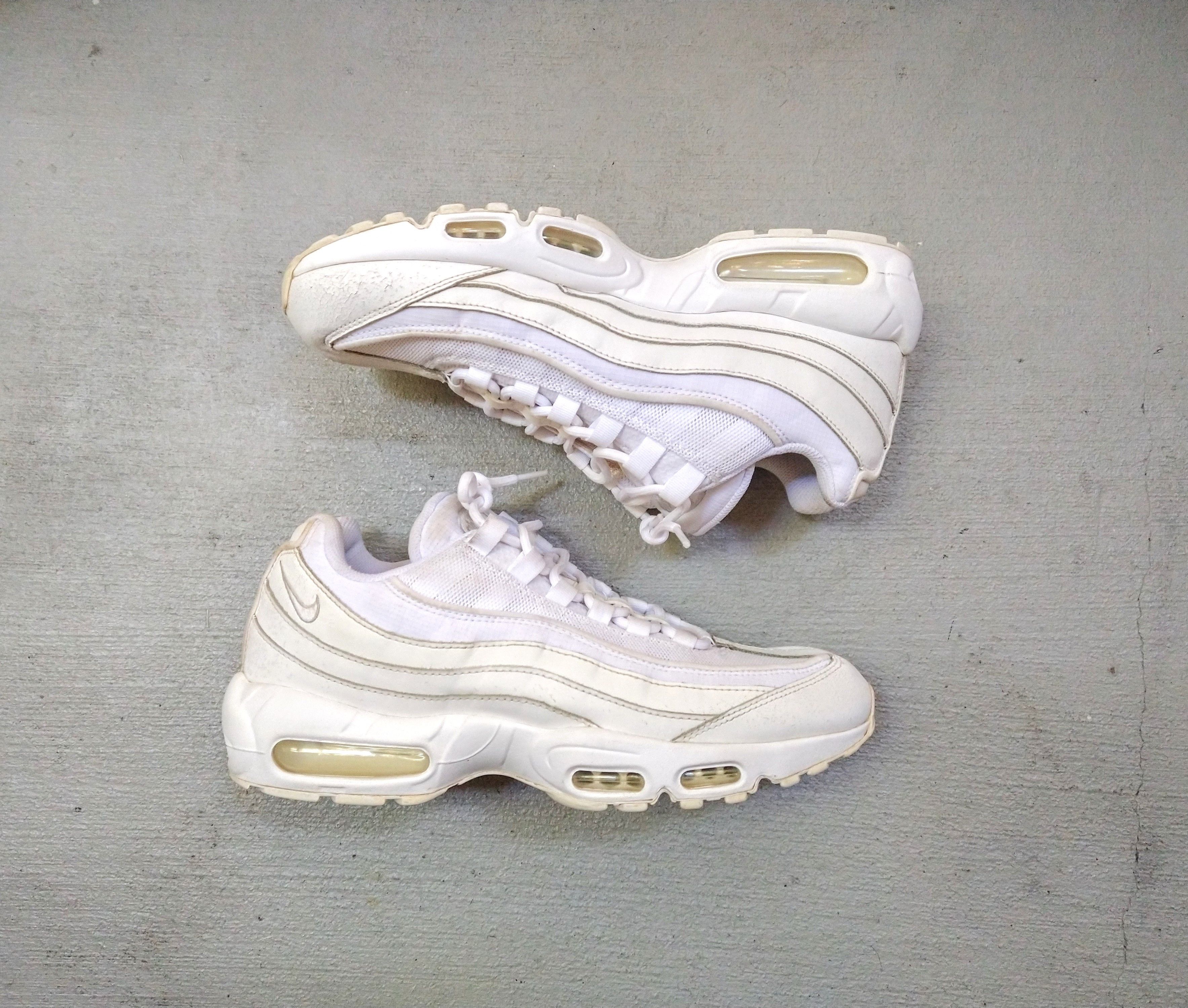 Nike Air Max 95 Essential Triple White Size 10 CT1268-100