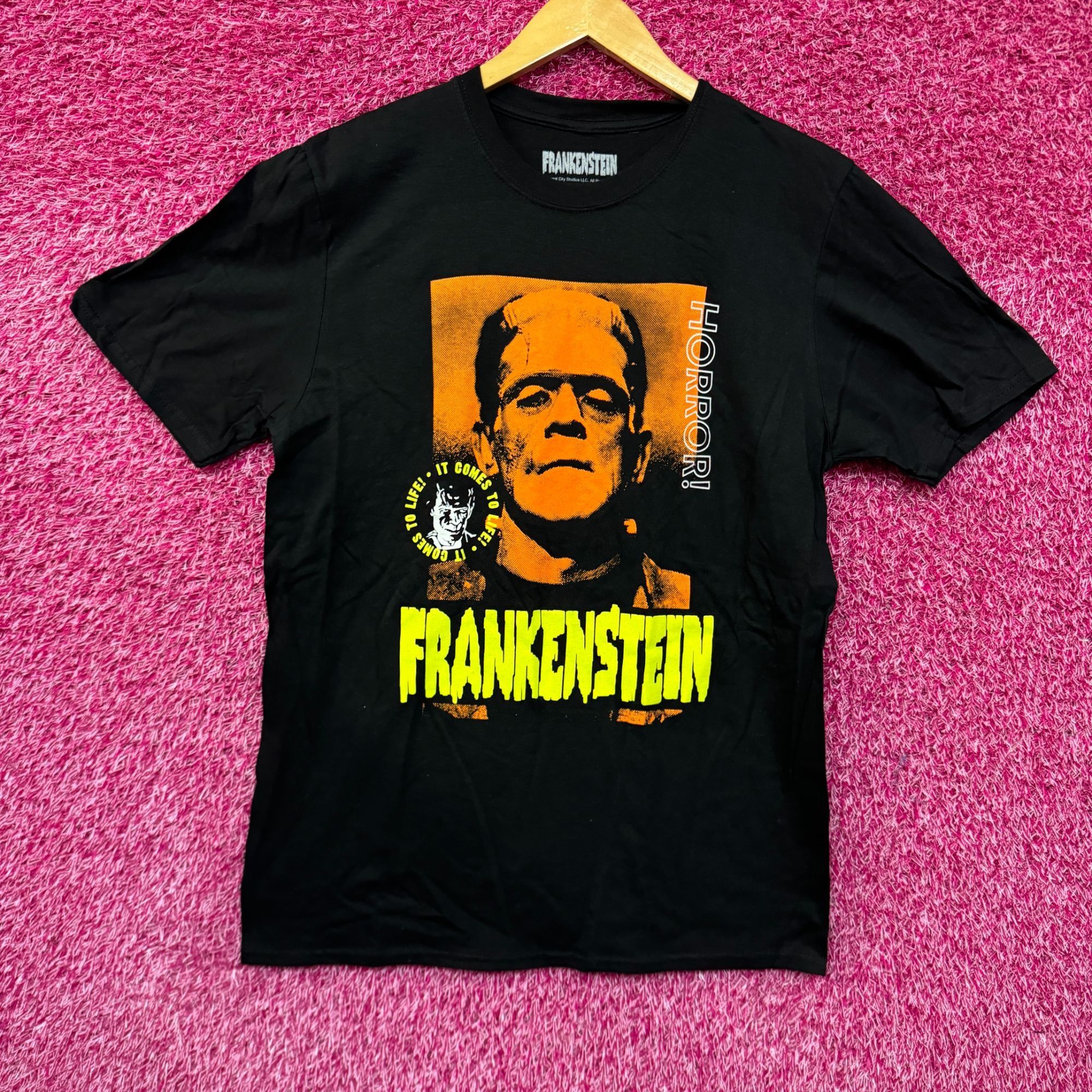 Other Frankenstein Its Alive Universal Monster Horror Movie Tee M Size US M / EU 48-50 / 2 - 1 Thumbnail