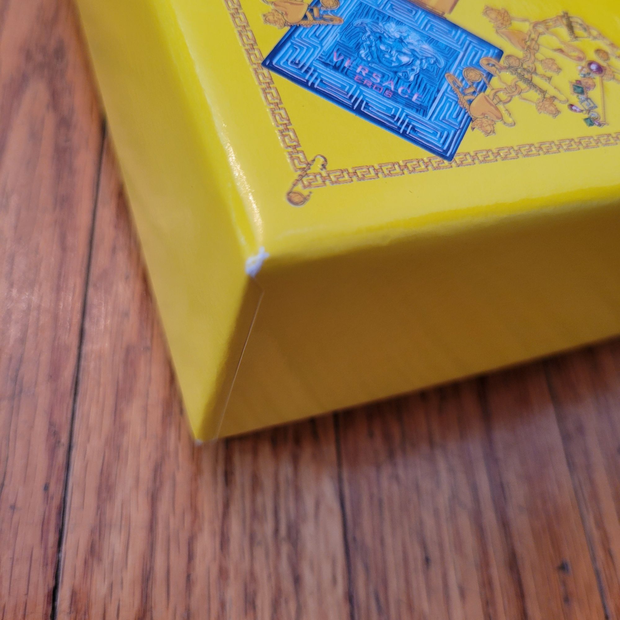 Versace Versace Yellow Diamond Gift Box ONLY Large 11.75x8.75x3 in D Size ONE SIZE - 3 Thumbnail