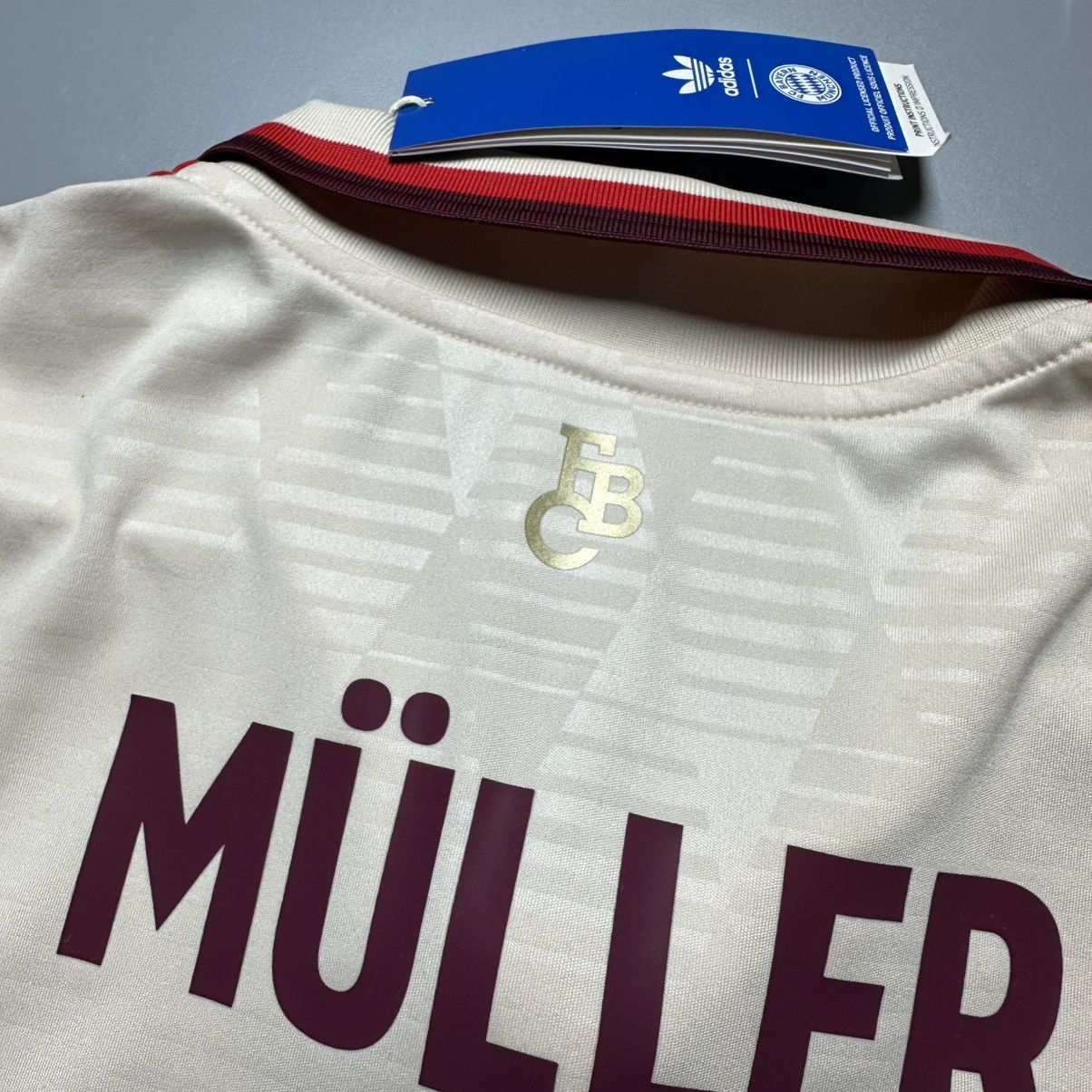 Vintage BAYERN ADIDAS 2024/2025 FOOTBALL THIRD JERSEY #25 MULLER Size US XXL / EU 58 / 5 - 12 Thumbnail