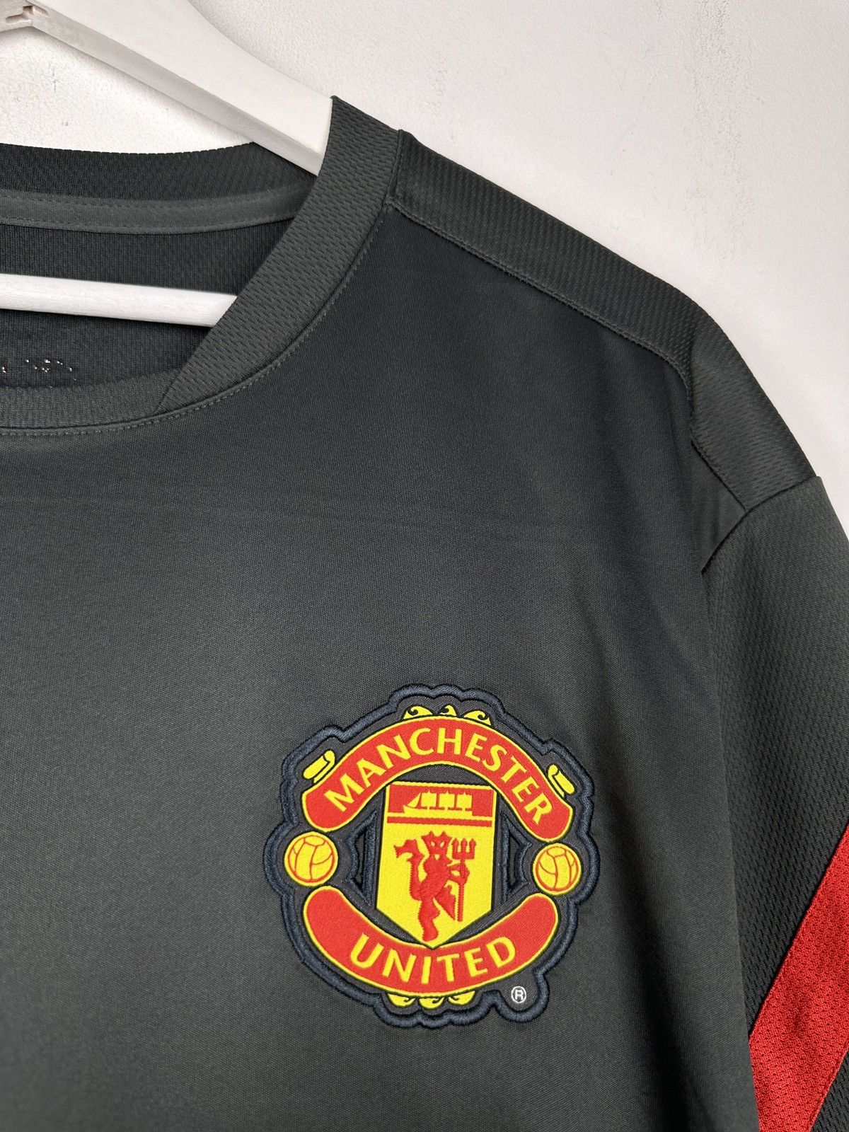 Nike Manchester United 2012 DHL Soccer Jersey Football Shirt Size US XL / EU 56 / 4 - 7 Thumbnail