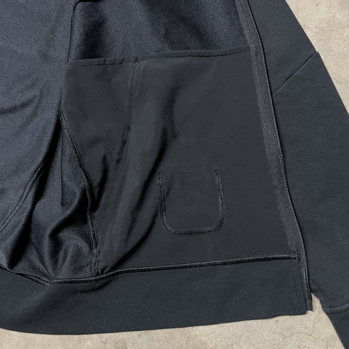 Designer × Lululemon Lululemon Black Full-Zip Multi-Zip Hooded Jacket Size US XL / EU 56 / 4 - 7 Thumbnail