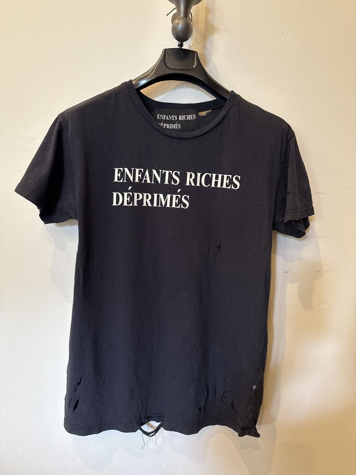 ENFANTS RICHES DÉPRIMÉS erd ブラックTシャツ 154d9a86-3917-4e41-bba1-