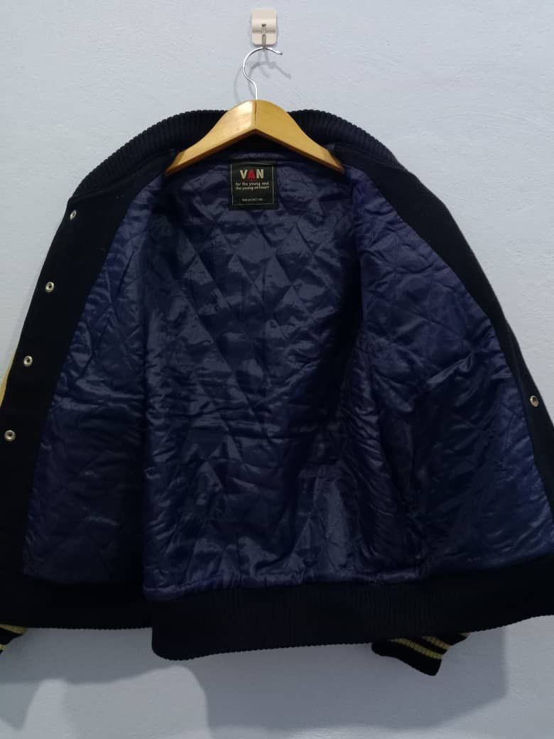 Vintage VINTAGE VAN JAC VAN GUARDS VARSITY MLB LEATHER JACKET Size US M / EU 48-50 / 2 - 9 Thumbnail