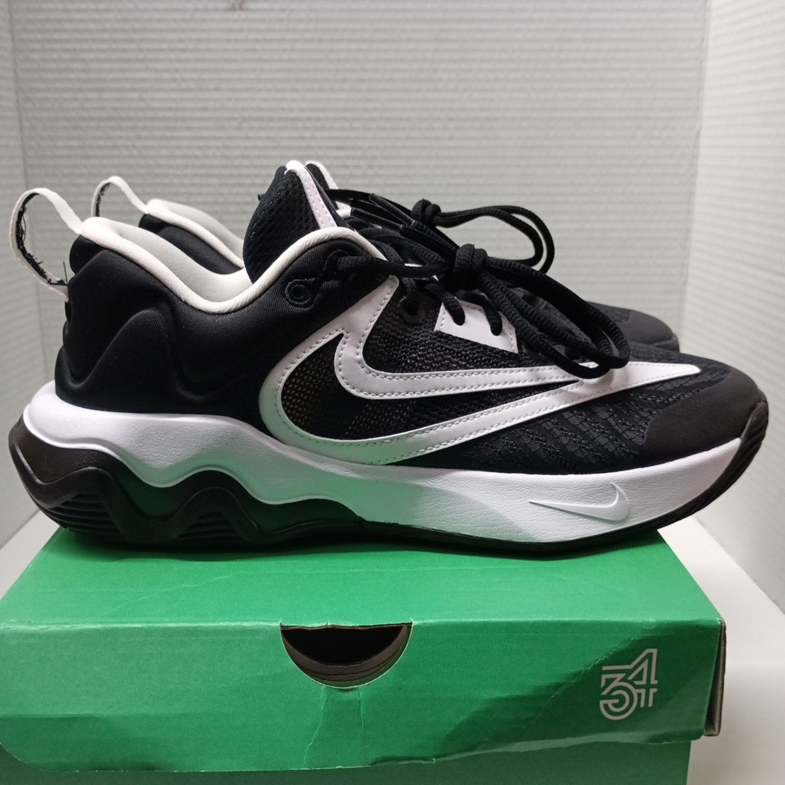 Nike Nike Giannis Immortality 3 Shoes Mens Size 9.5 White/Black Size US 9.5 / EU 42-43 - 1 Thumbnail