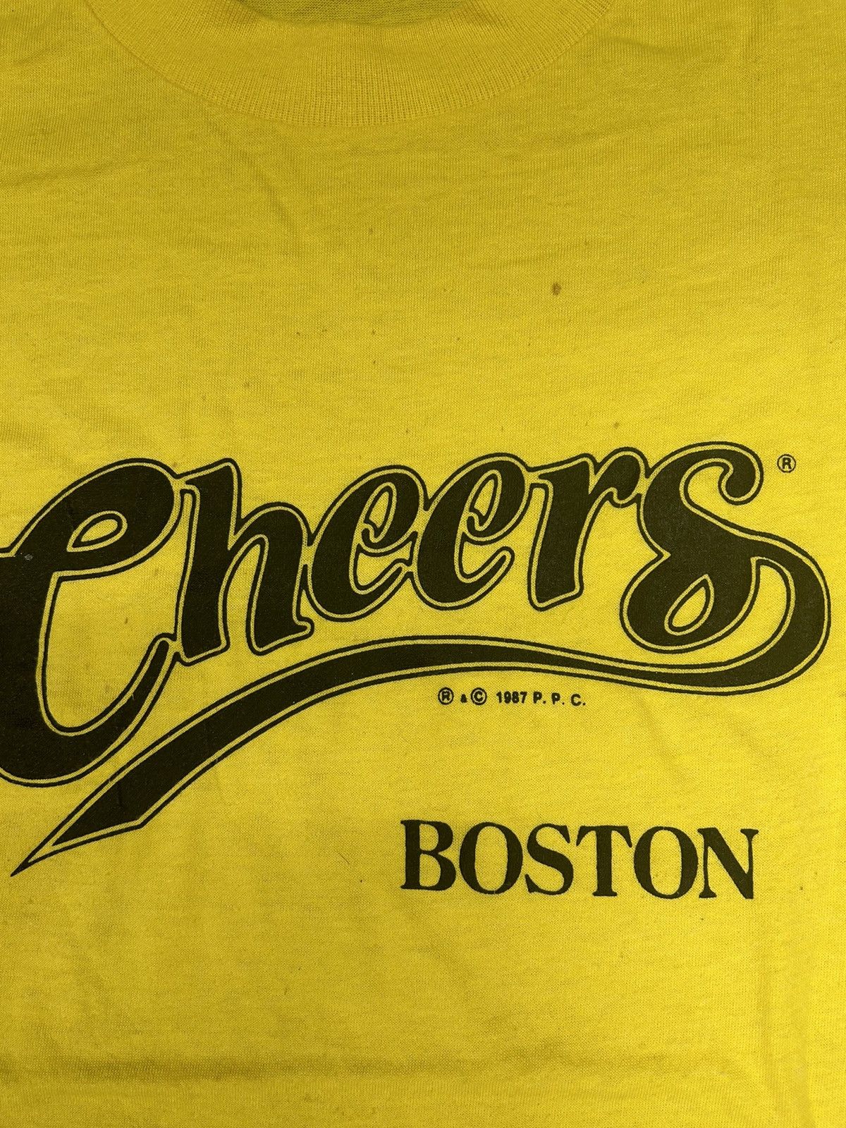 Japanese Brand × Vintage Crazy Vintage 80s Essential Yellow Cheers, Boston Script Tee Size US M / EU 48-50 / 2 - 2 Thumbnail
