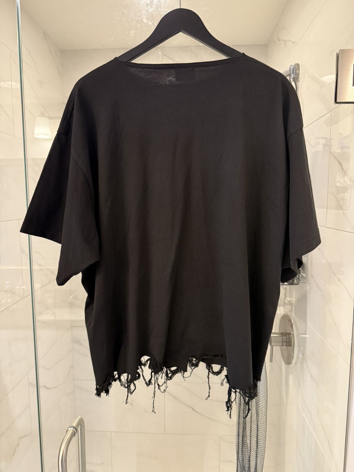 Balenciaga Balenciaga BB Embroidered Destroyed Cropped T-Shirt Size US L / EU 52-54 / 3 - 2 Thumbnail