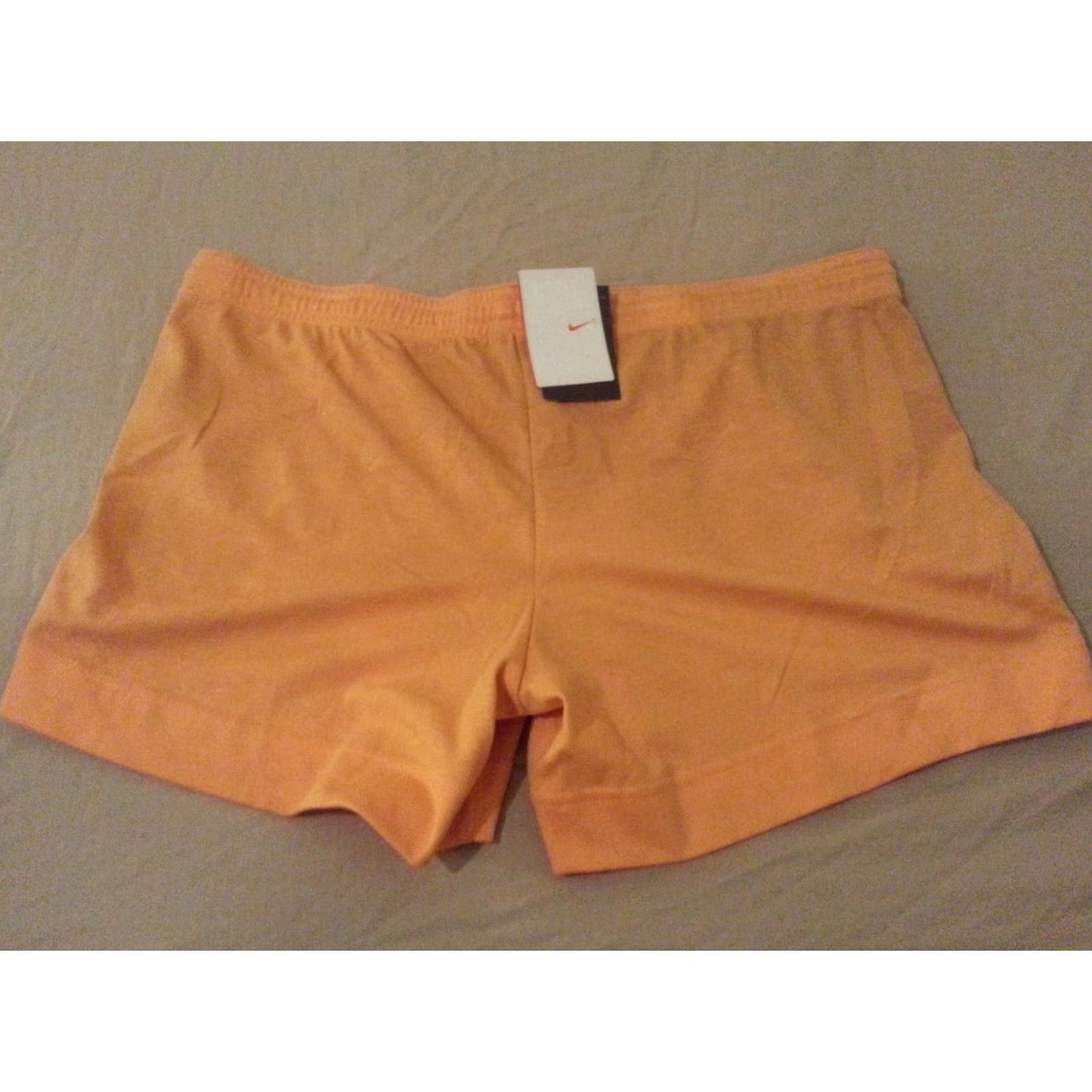 Nike Womens Nike Shorts XL Athletic Yellow Sports Gym Workout Shirt? Size 40" / US 18 - 3 Thumbnail