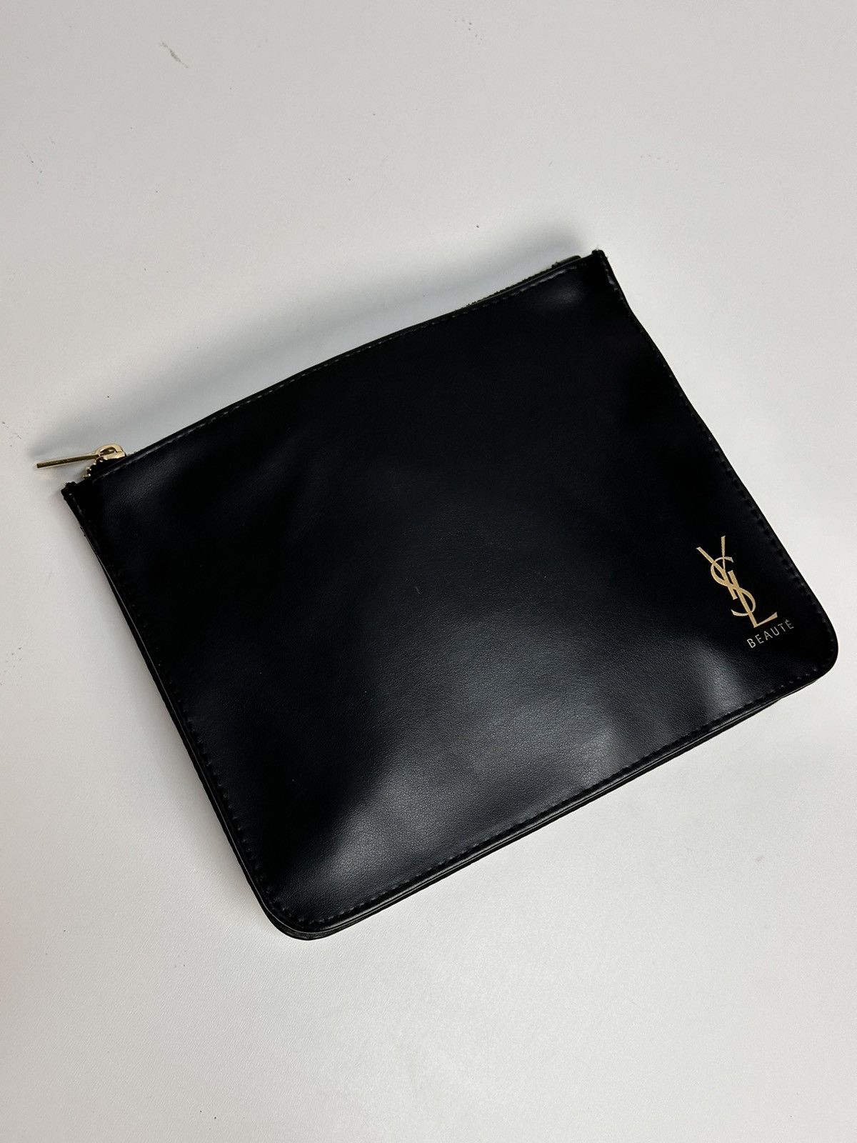 Yves Saint Laurent Yves Saint Laurent Black Leather Clutch Pouch 17x20cm Size ONE SIZE - 9 Thumbnail