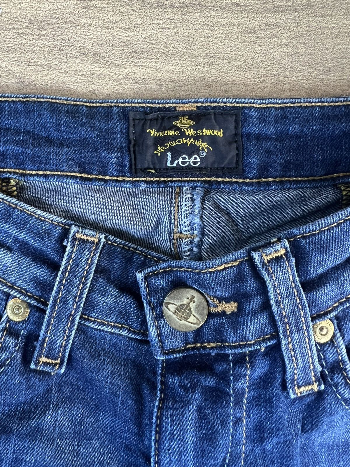 Lee × Vivienne Westwood Vivienne westwood aglonema x lee jeans Size 25" / US 0 / IT 36 - 6 Thumbnail