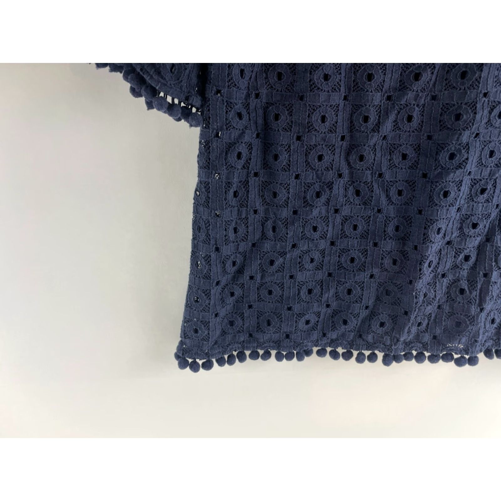 Banana Republic Banana Republic Lace T-Shirt Women's XS Navy Blue Crochet Pom Poms Lined Size XS / US 0-2 / IT 36-38 - 4 Thumbnail