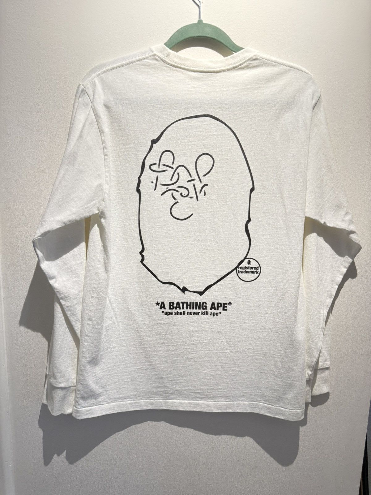 Bape Bape cursive ape logo long sleeve tee size M Size US M / EU 48-50 / 2 - 5 Thumbnail