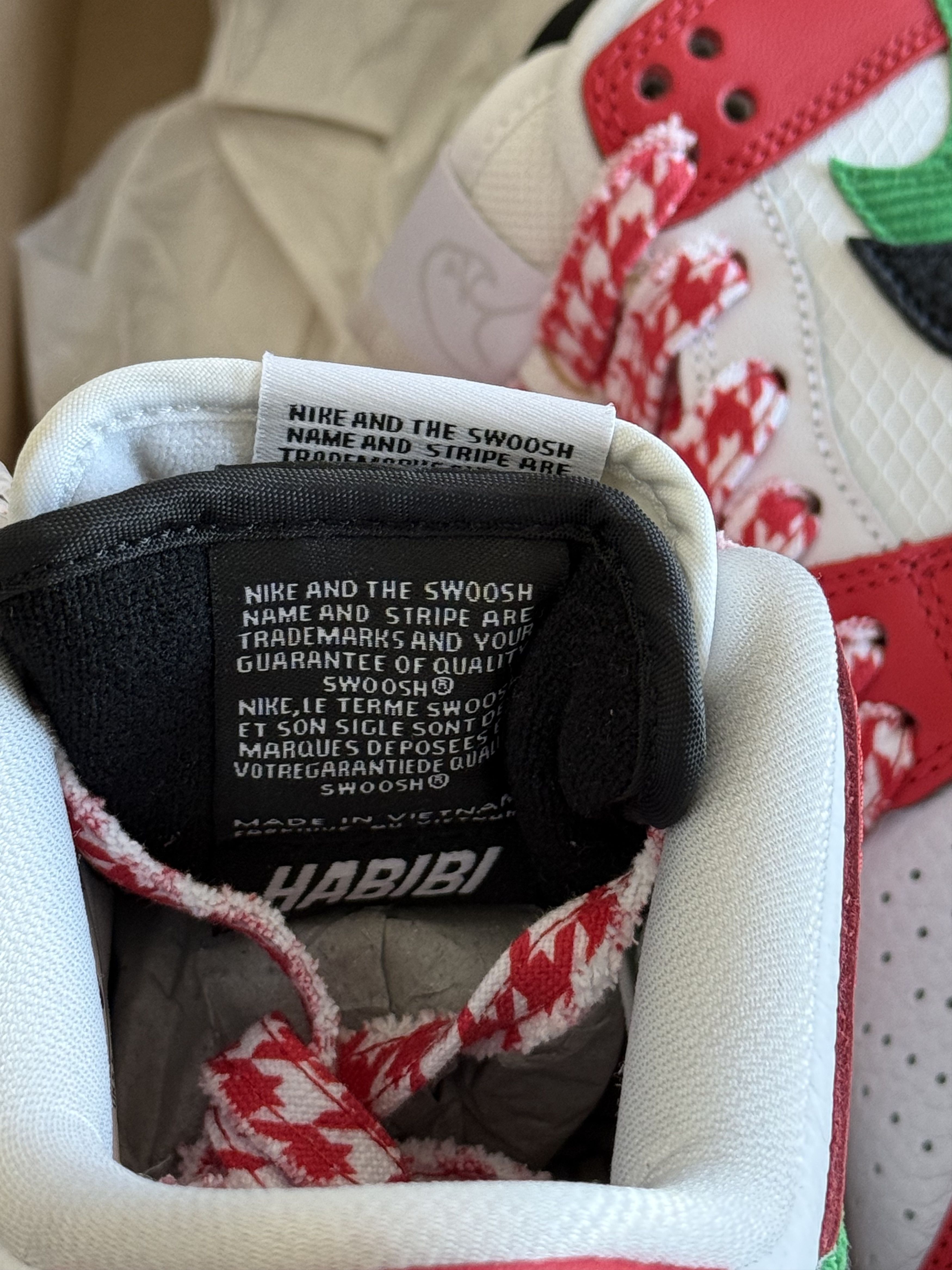 Nike SB Nike SB Dunk Low Frame Skate Habibi (Sz6) New w/ Extra Laces Size US 6 / EU 39 - 8 Thumbnail