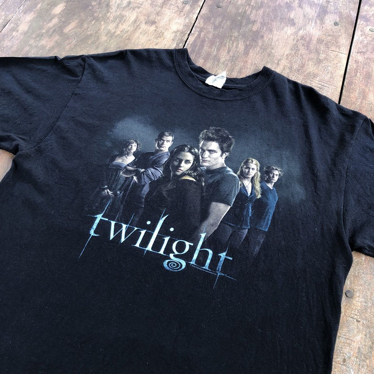 Vintage Vintage Movie Twilight Saga Rare T Shirt Size US L / EU 52-54 / 3 - 1 Thumbnail