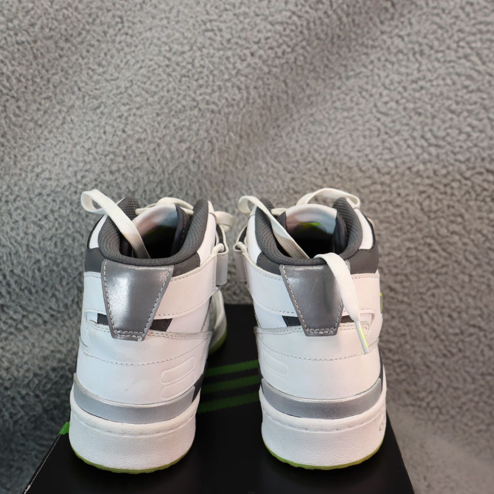 Adidas adidas Forum Sneaker - White Leather Mid Top - 2021 - Size 10 - Mens - Casual Shoes - GW7794 - Rubber Outsole - Lace Up - 9.5 US / 10 UK / 44 EU Size US 10 / EU 43 - 5 Thumbnail