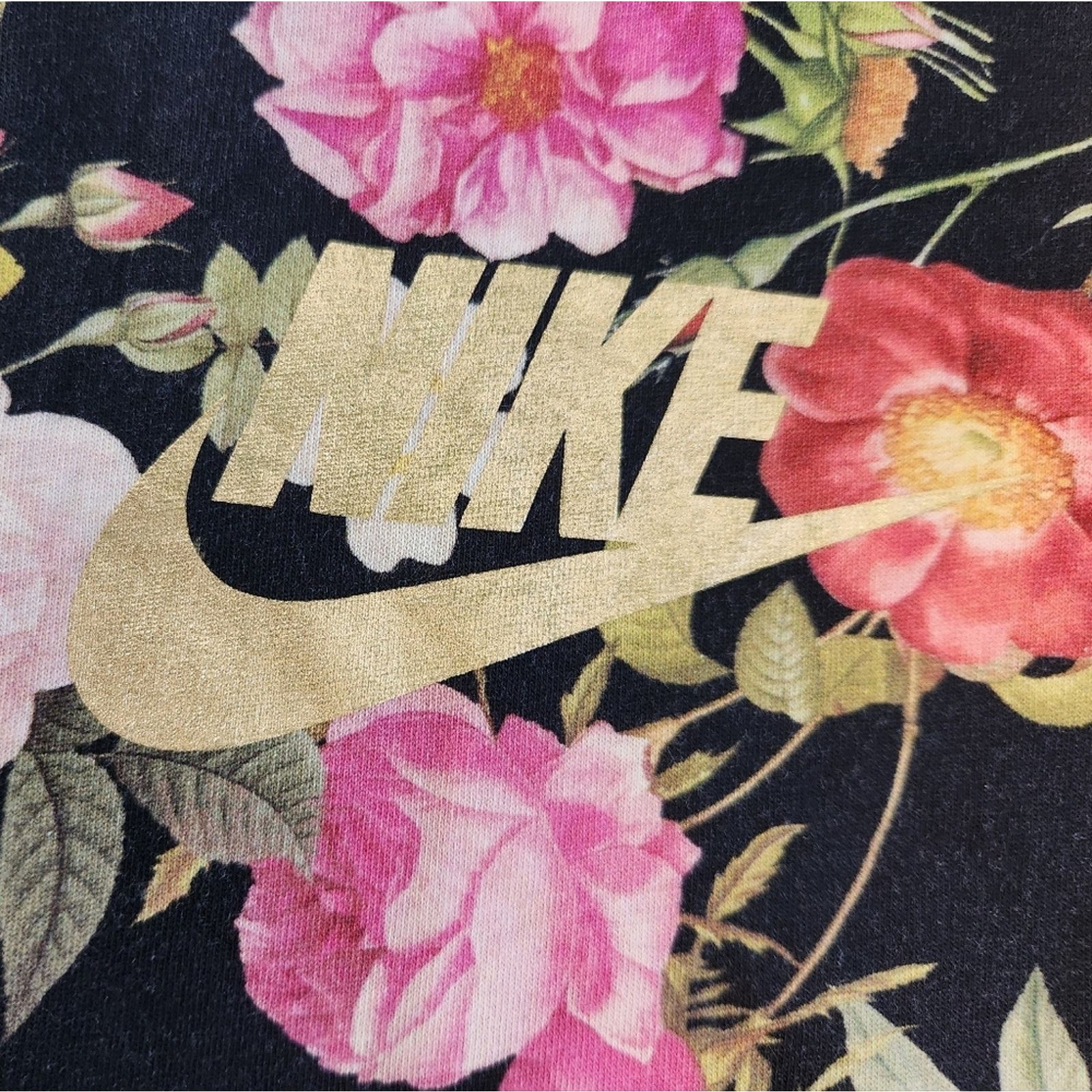 Nike Nike The Tee Floral T-Shirt Small Size S / US 4 / IT 40 - 5 Thumbnail