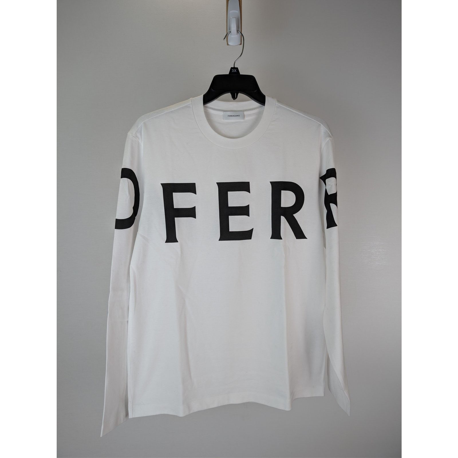 Salvatore Ferragamo o1rshd1 Ferragamo Logo T-Shirt in White Size US L / EU 52-54 / 3 - 7 Thumbnail