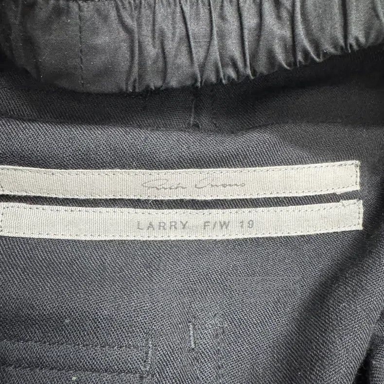 Rick Owens Rick Owens Mainline wool cropped pants Size US 36 / EU 52 - 2 Thumbnail