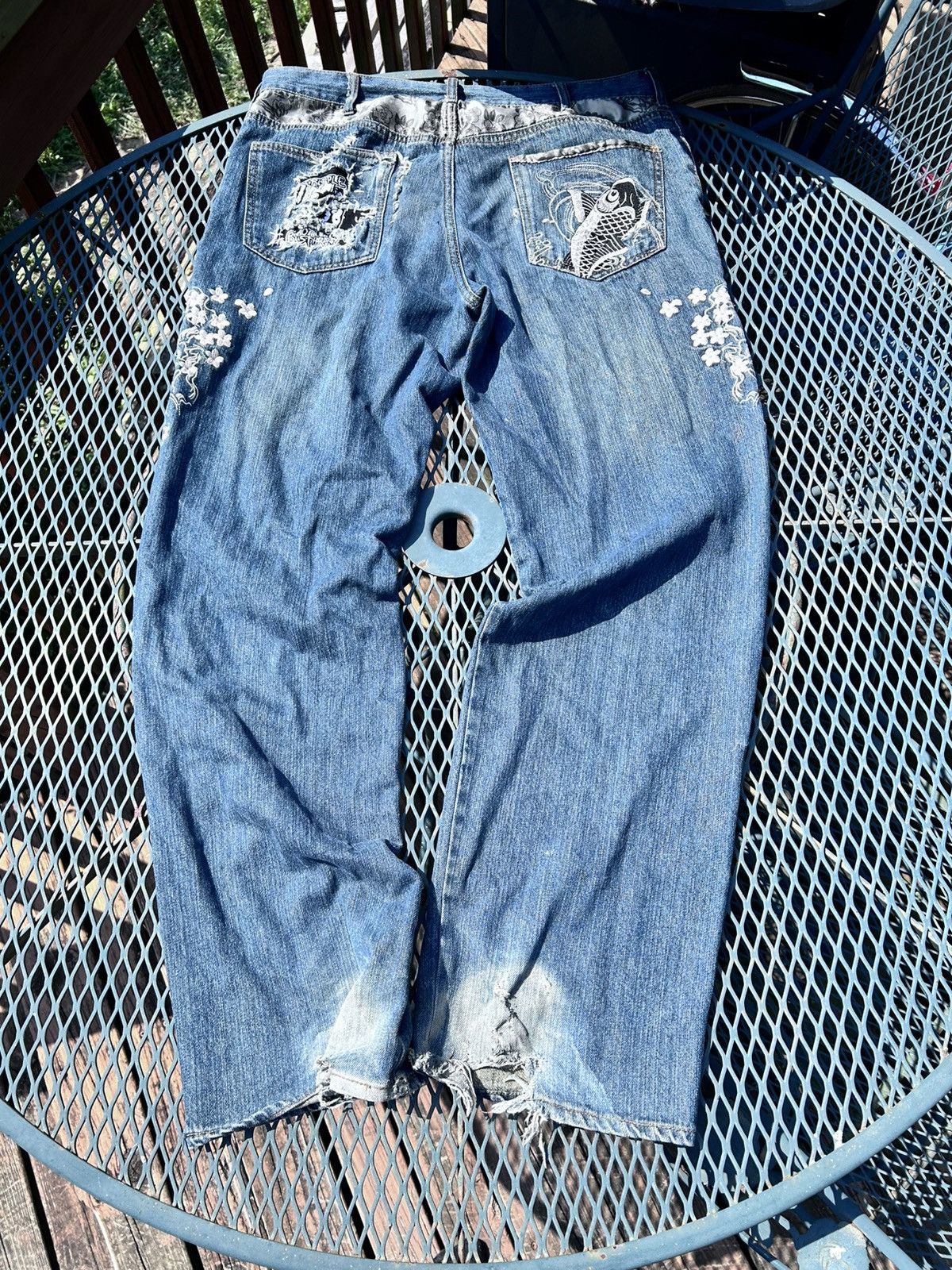 Japanese Brand CRAZY VINTAGE Y2K EMBROIDERED JAPANESE KOI FISH JEANS Size US 36 / EU 52 - 2 Thumbnail