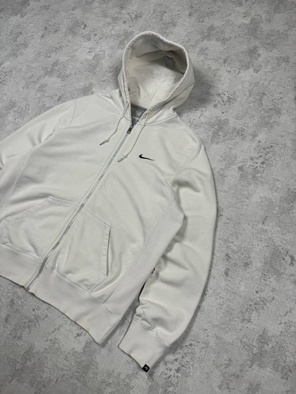 Nike Vintage Nike Y2K White Zip Hoodie Size US XL / EU 56 / 4 - 3 Thumbnail
