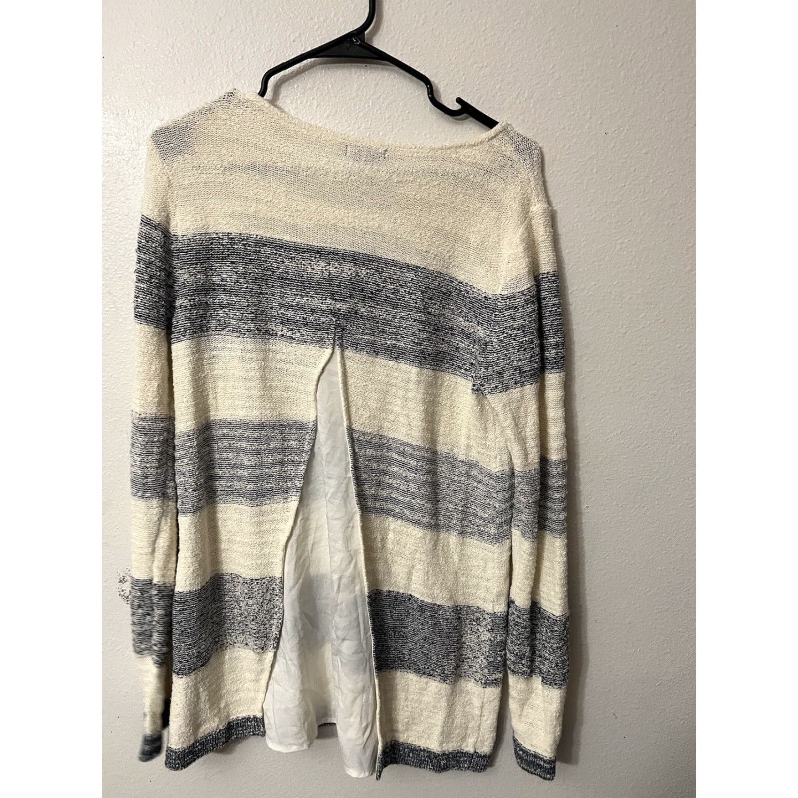 Calvin Klein Calvin Klein Women Striped Tunic Sweater Large Ivory Navy Boat Neck Slit Back Plus Size Size L / US 10 / IT 46 - 3 Thumbnail