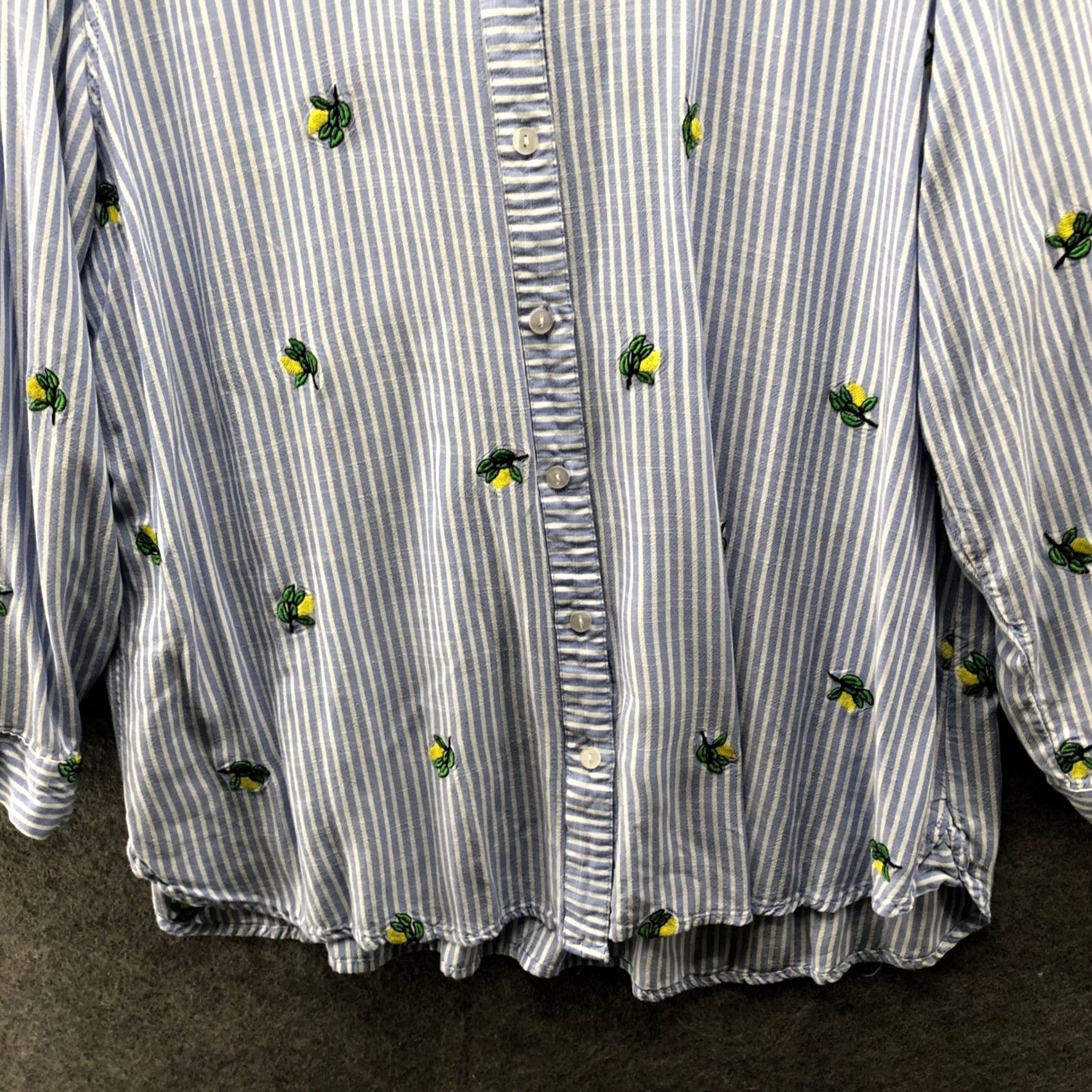 Vintage Jane + Delancey Button Down Shirt Womens 1X Rayon Roll Tab Blue Floral Shirt Women Long Sleeve Button-Up Beach Lightweight Vintage: No Size XL / US 12-14 / IT 48-50 - 5 Thumbnail