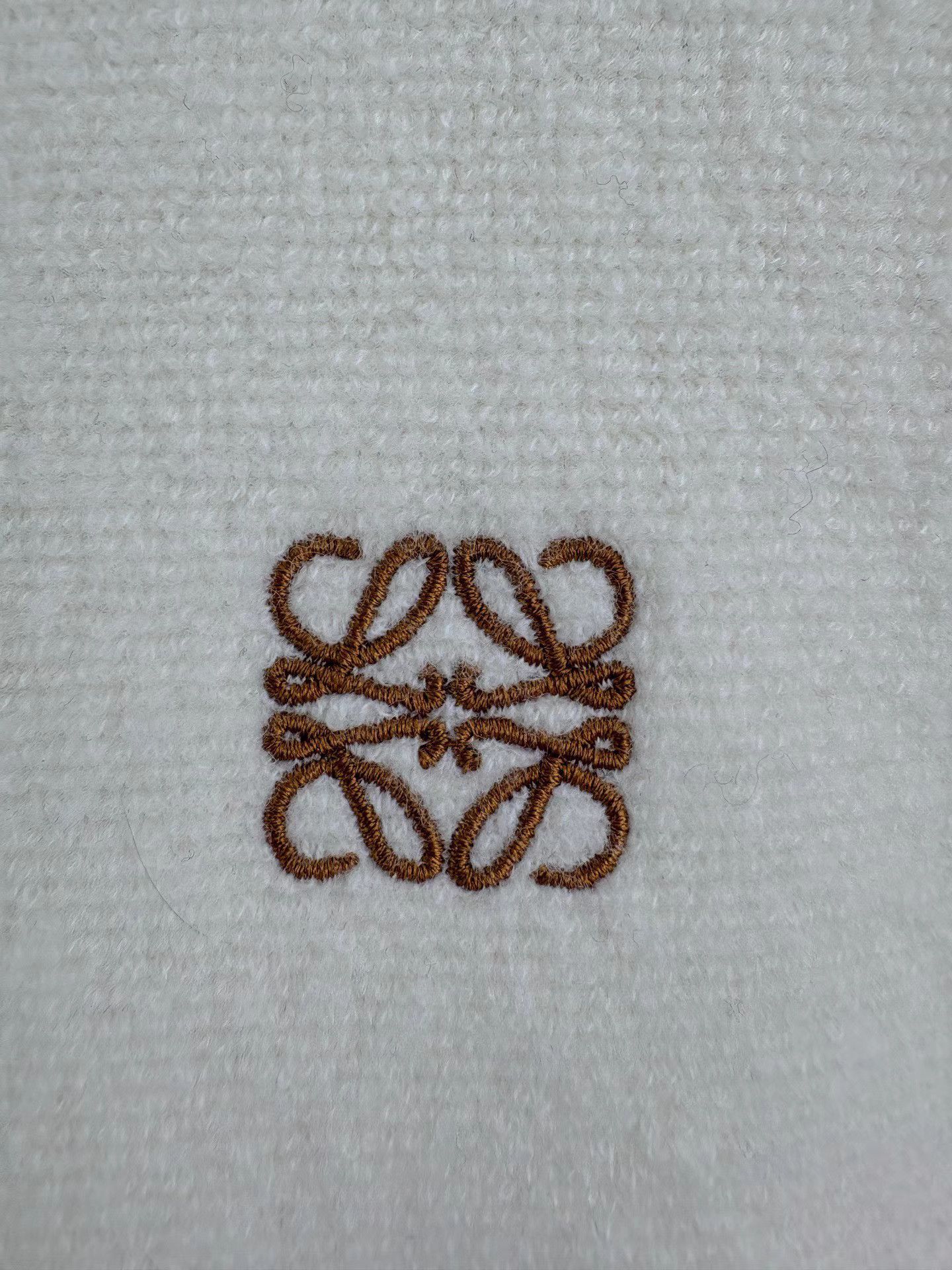 Loewe LOEWE White Wool Sweater Size US S / EU 44-46 / 1 - 3 Thumbnail