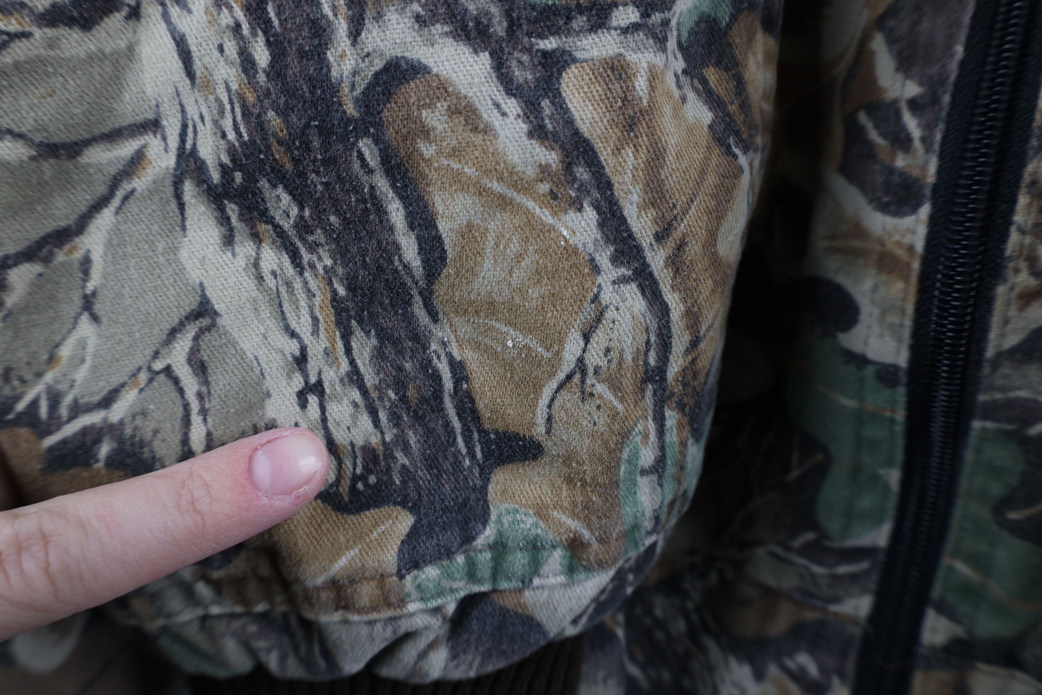 Vintage 90s Cabelas Camouflage Full Zip Bomber Jacket USA