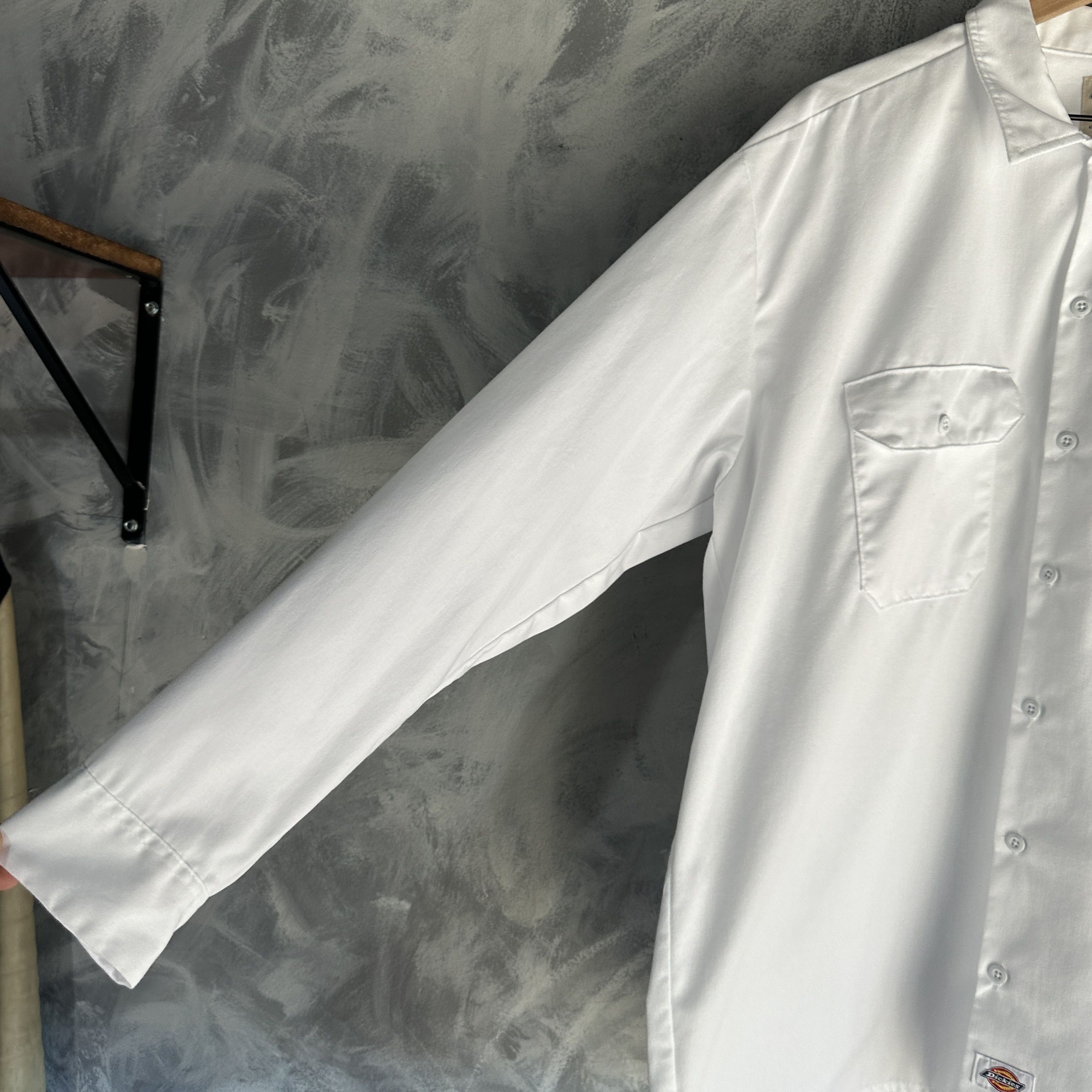 Dickies Dickies Button Up Shirt Mens XL White Long Sleeve Workwear Size US XL / EU 56 / 4 - 5 Thumbnail
