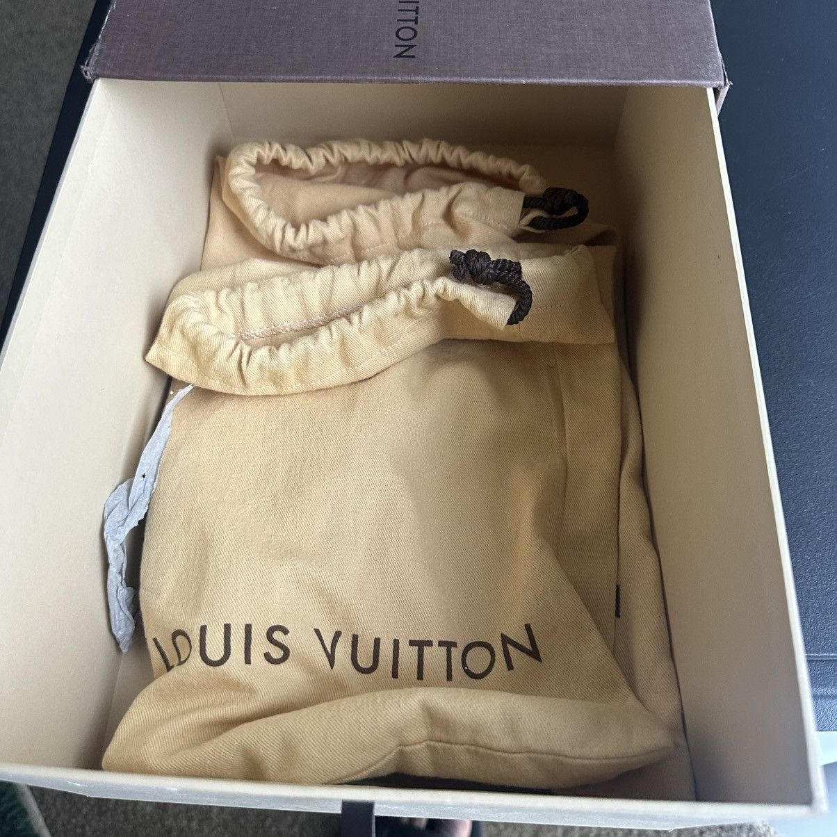 Louis Vuitton Louis Vuitton Mid Top ACAPULCO LEATHER Size US 10 / EU 43 - 10 Thumbnail