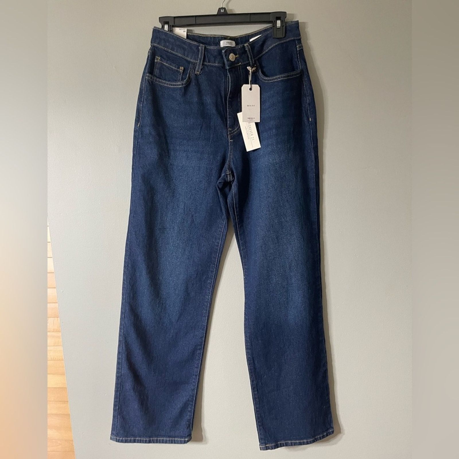 Forever 21 Forever 21 Women's 90s Style Relaxed Fit Jeans - Size 28 NWT Size 28" / US 6 / IT 42 - 1 Thumbnail