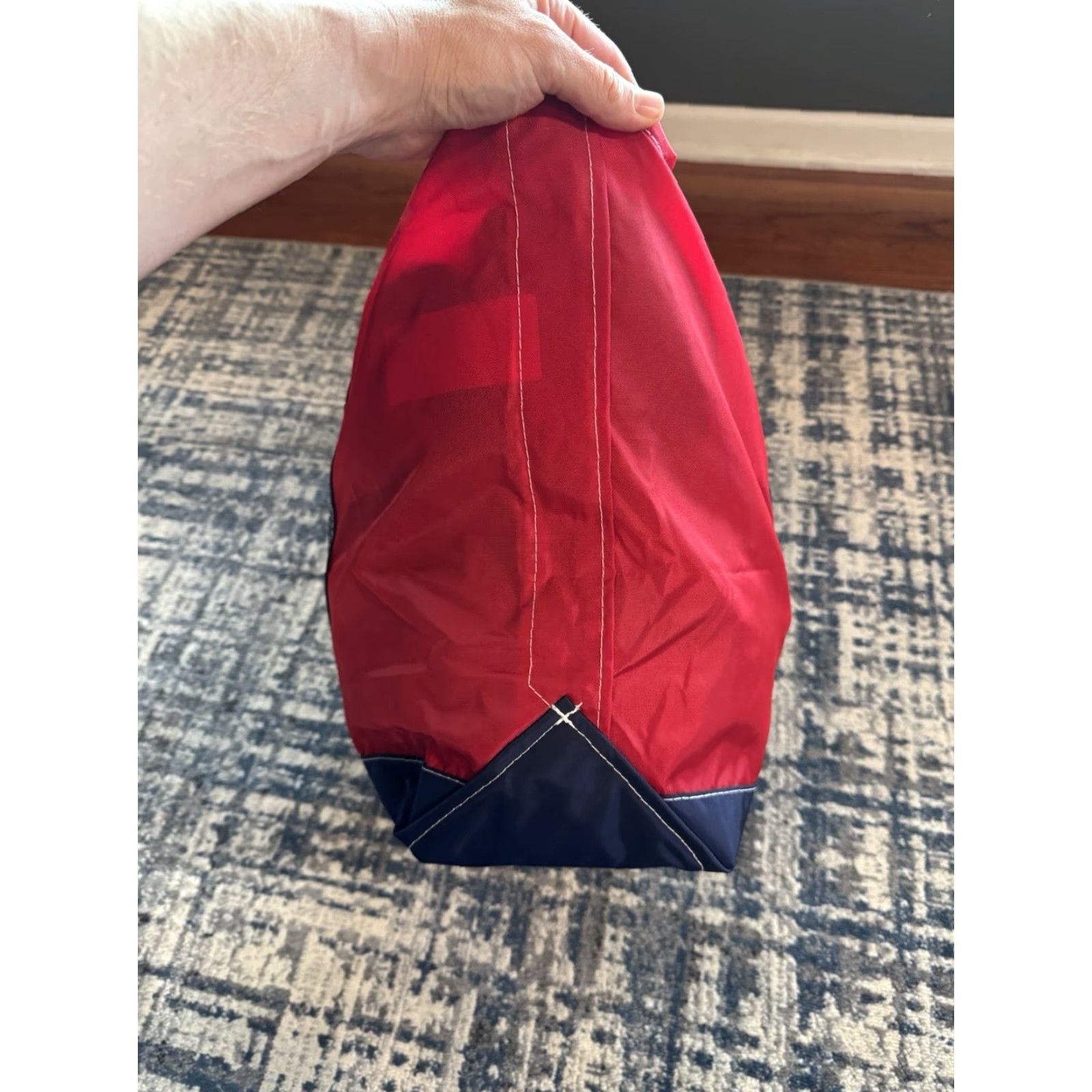 Vintage VINTAGE L.L. Bean Tote Bag Nylon Red Blue Striped XL Zipper Top Womens Size XL / US 12-14 / IT 48-50 - 7 Thumbnail